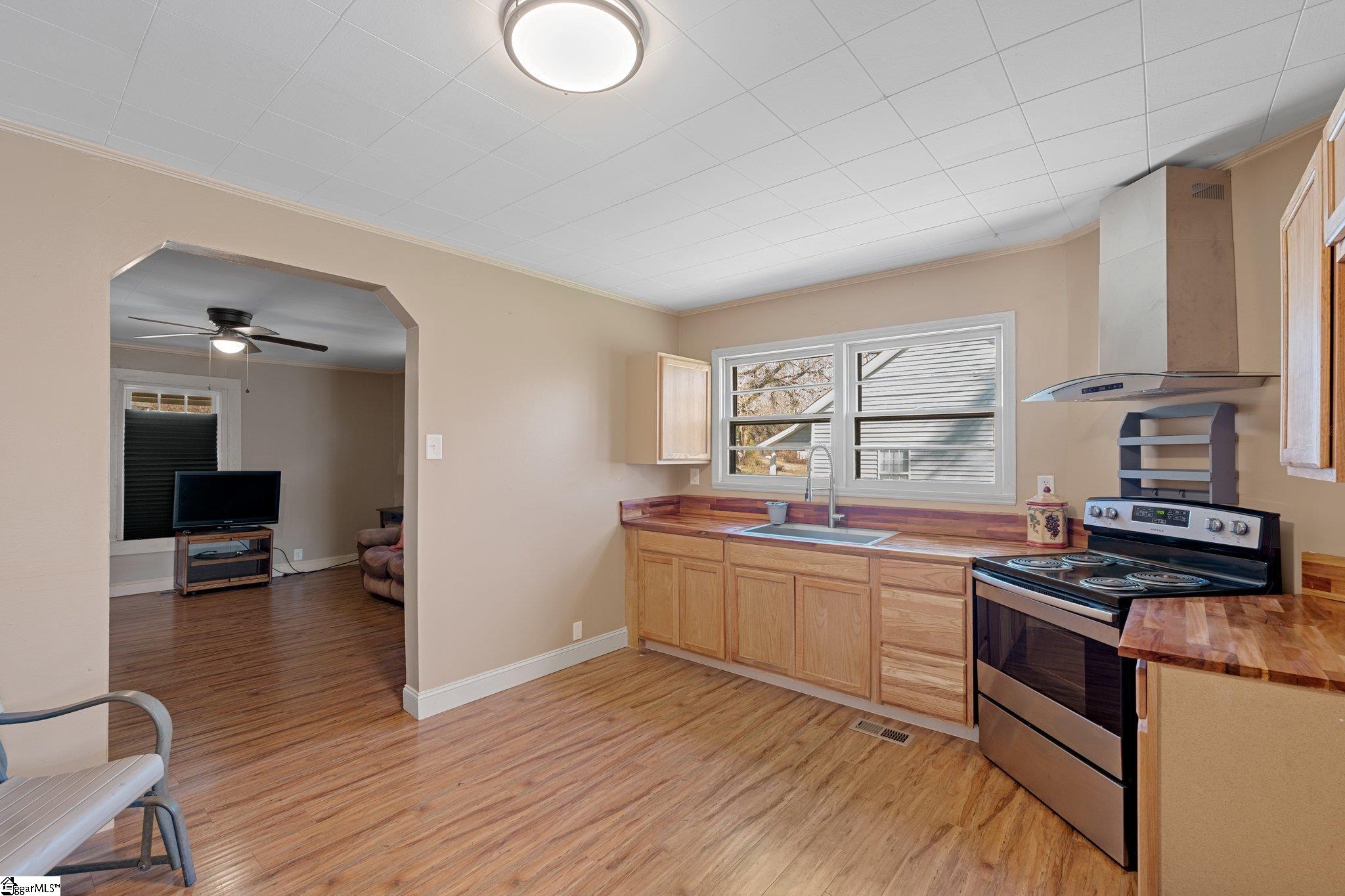 270 Beason Street Woodruff, SC 29388