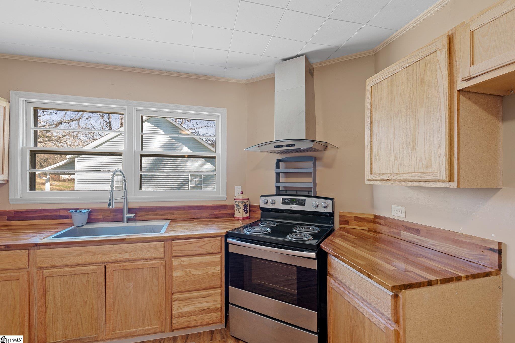 270 Beason Street Woodruff, SC 29388