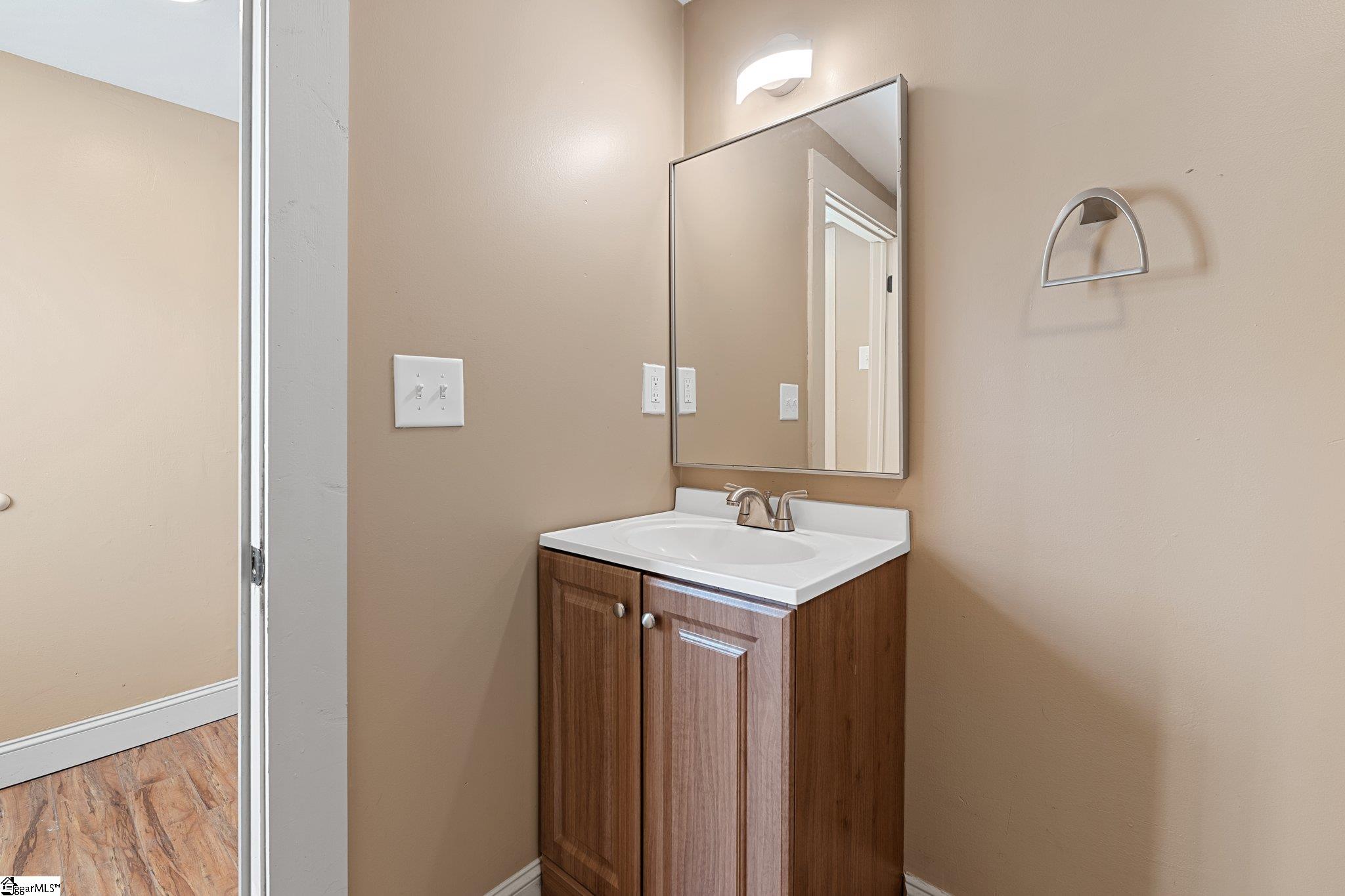 270 Beason Street Woodruff, SC 29388