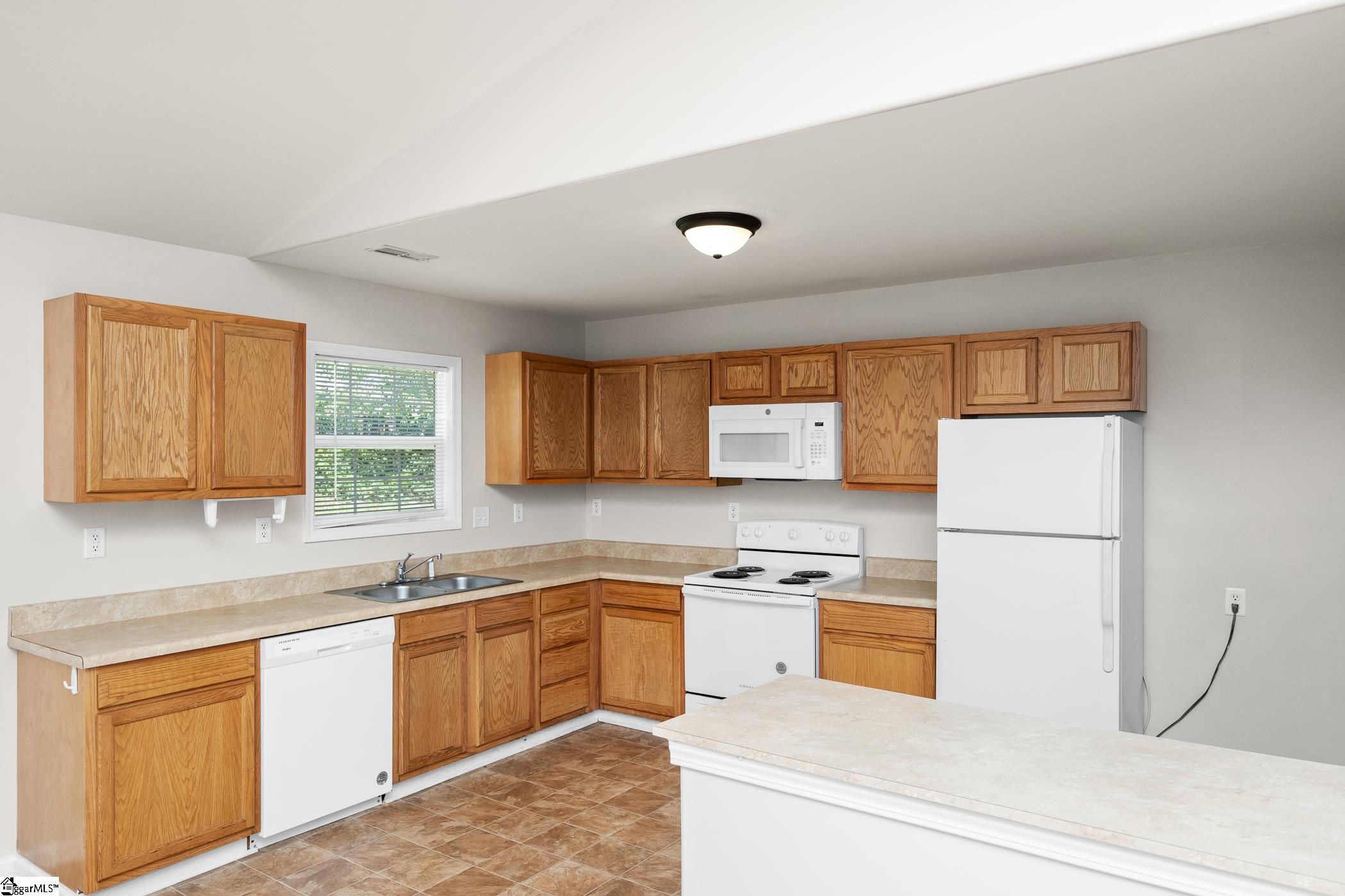 196 Reedy Fork Road Greenville, SC 29605-6212