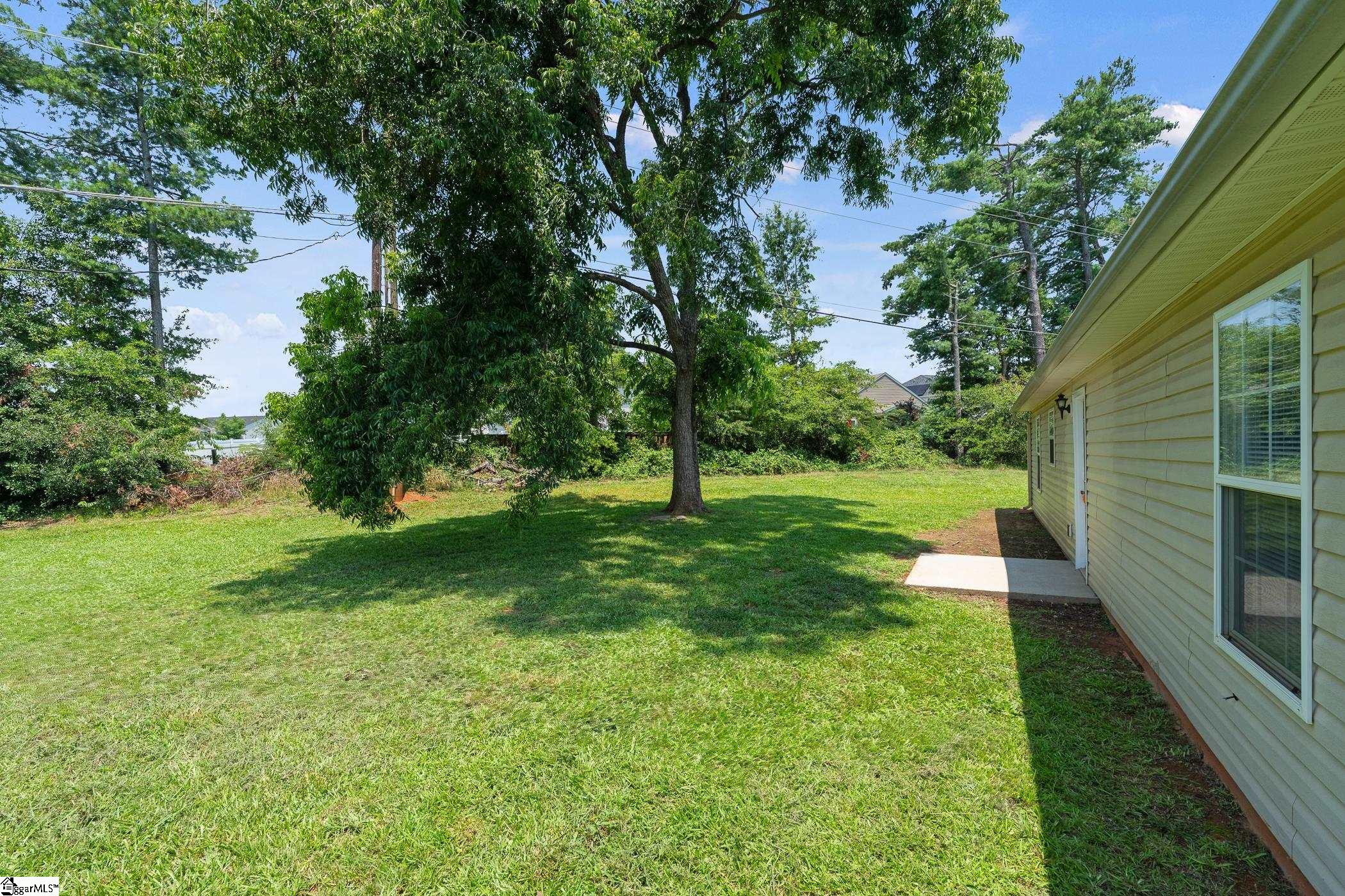 196 Reedy Fork Road Greenville, SC 29605-6212