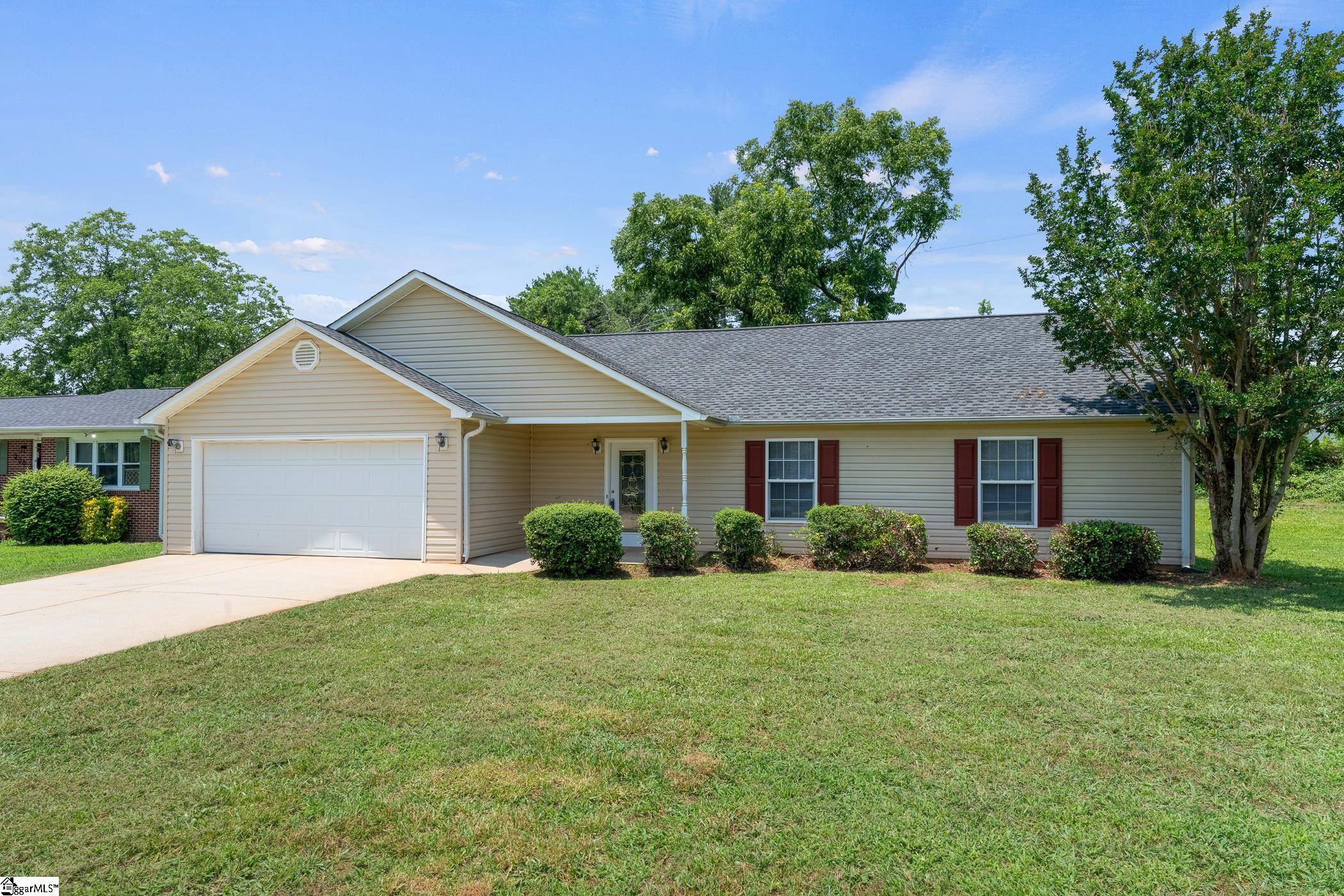 196 Reedy Fork Road Greenville, SC 29605-6212