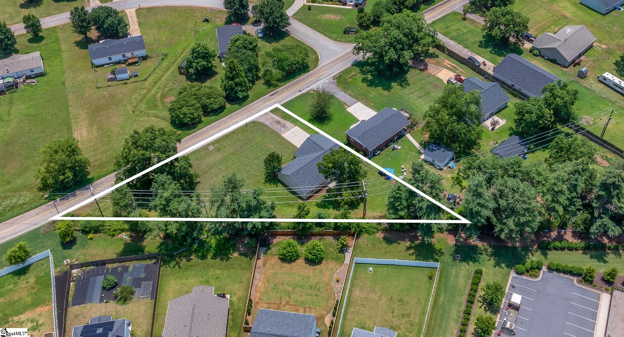 196 Reedy Fork Road Greenville, SC 29605-6212