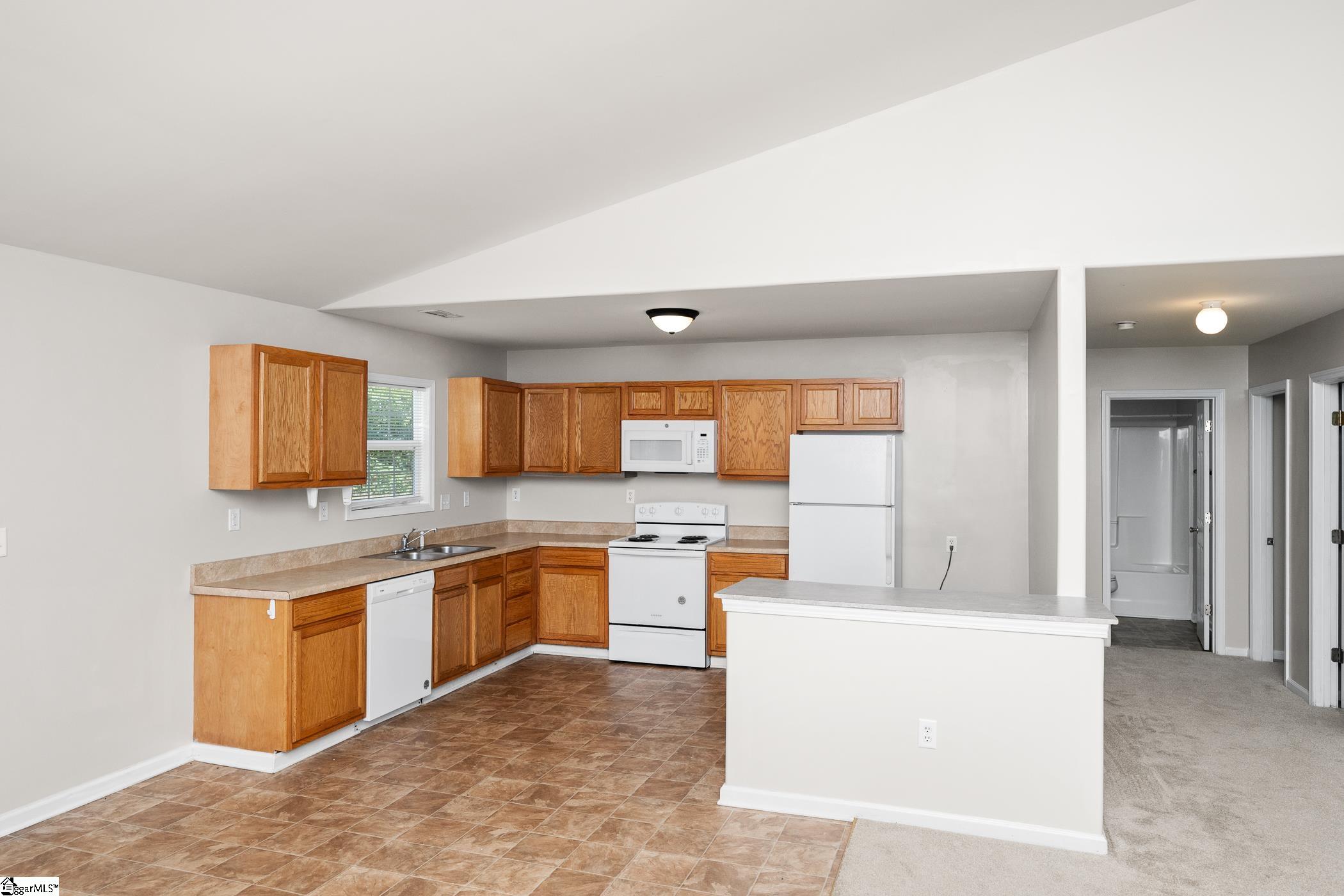 196 Reedy Fork Road Greenville, SC 29605-6212