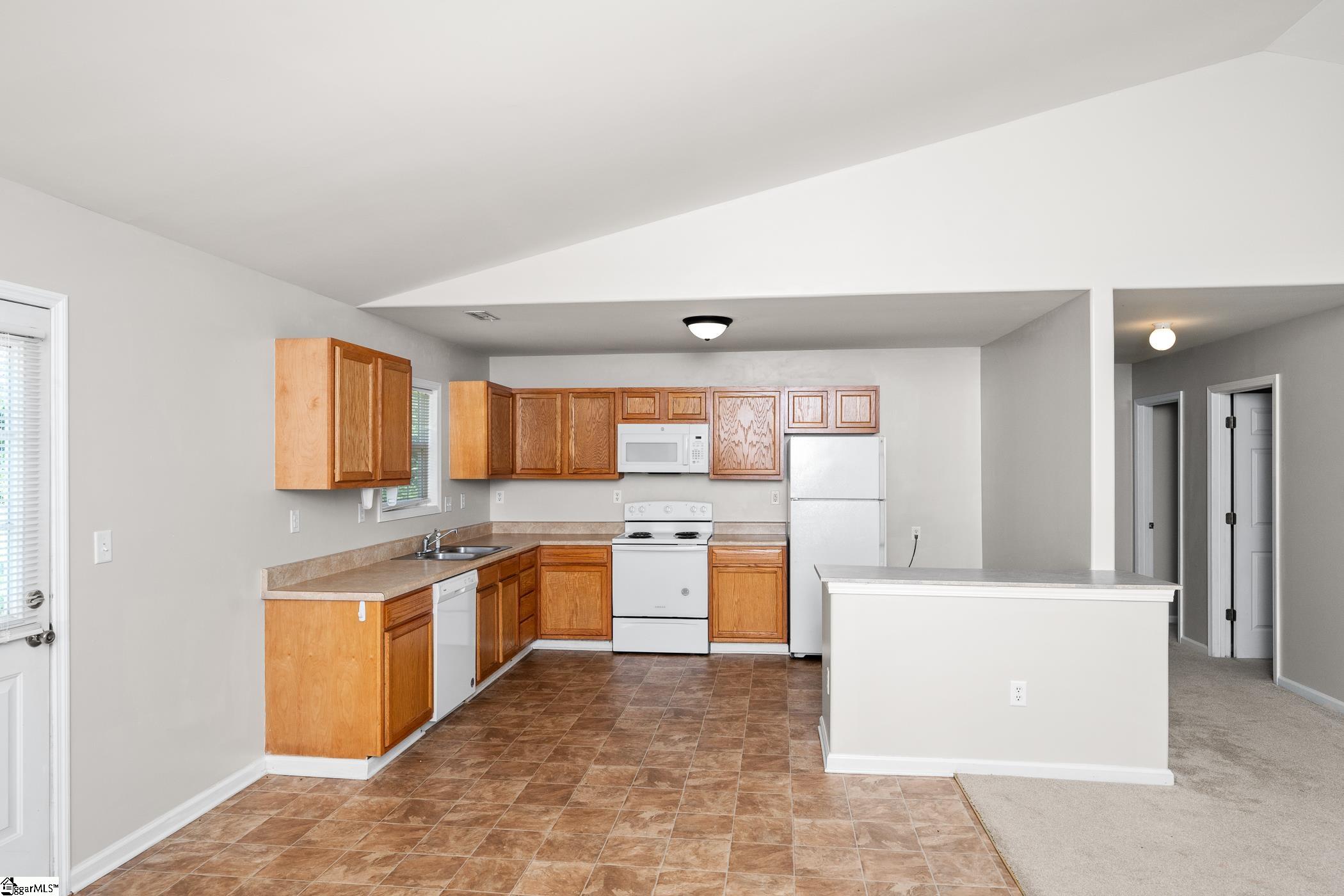 196 Reedy Fork Road Greenville, SC 29605-6212
