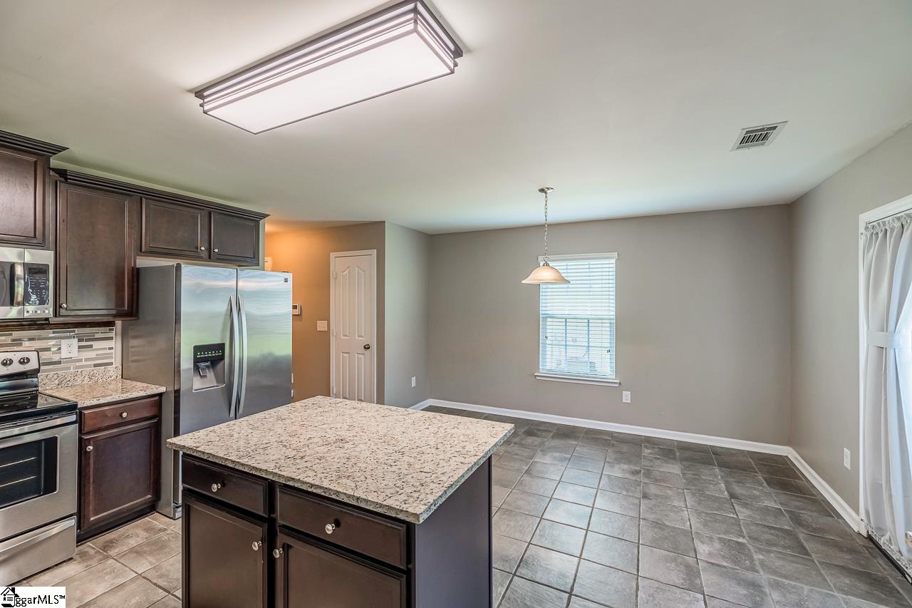316 Victory Lane Moore, SC 29369