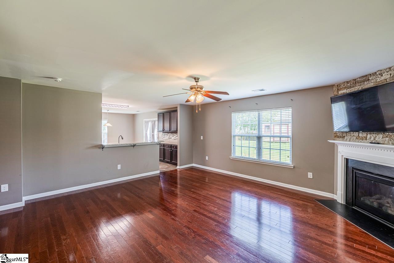316 Victory Lane Moore, SC 29369