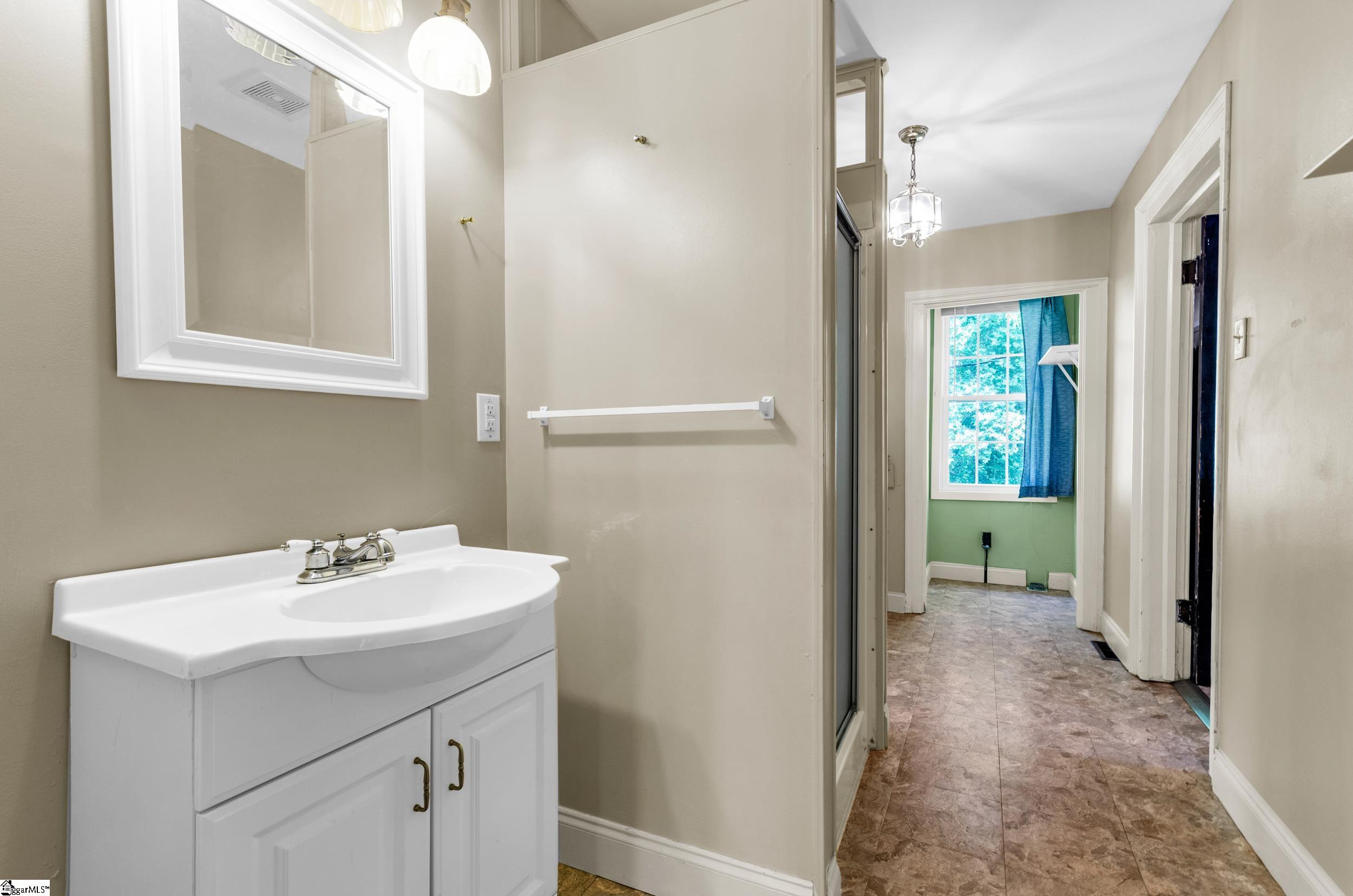 111 Maxwell Avenue Anderson, SC 29624
