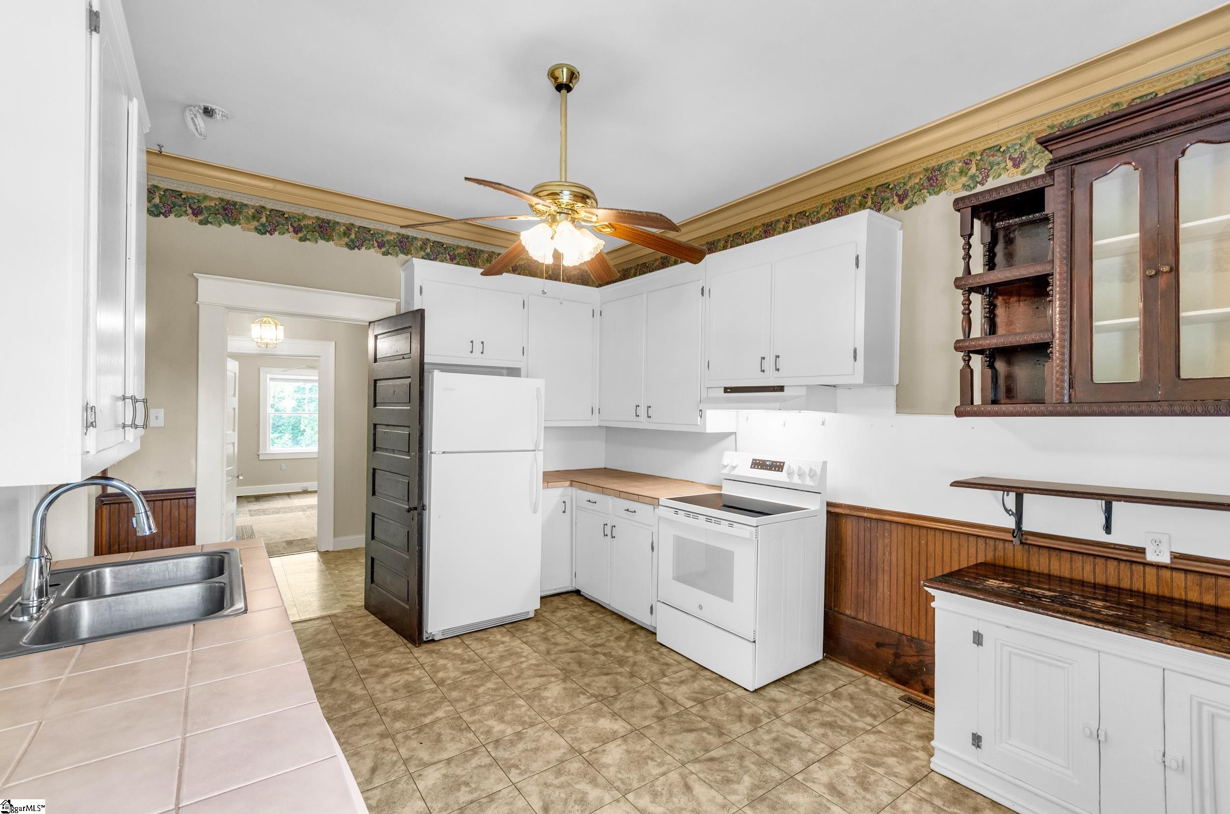 111 Maxwell Avenue Anderson, SC 29624