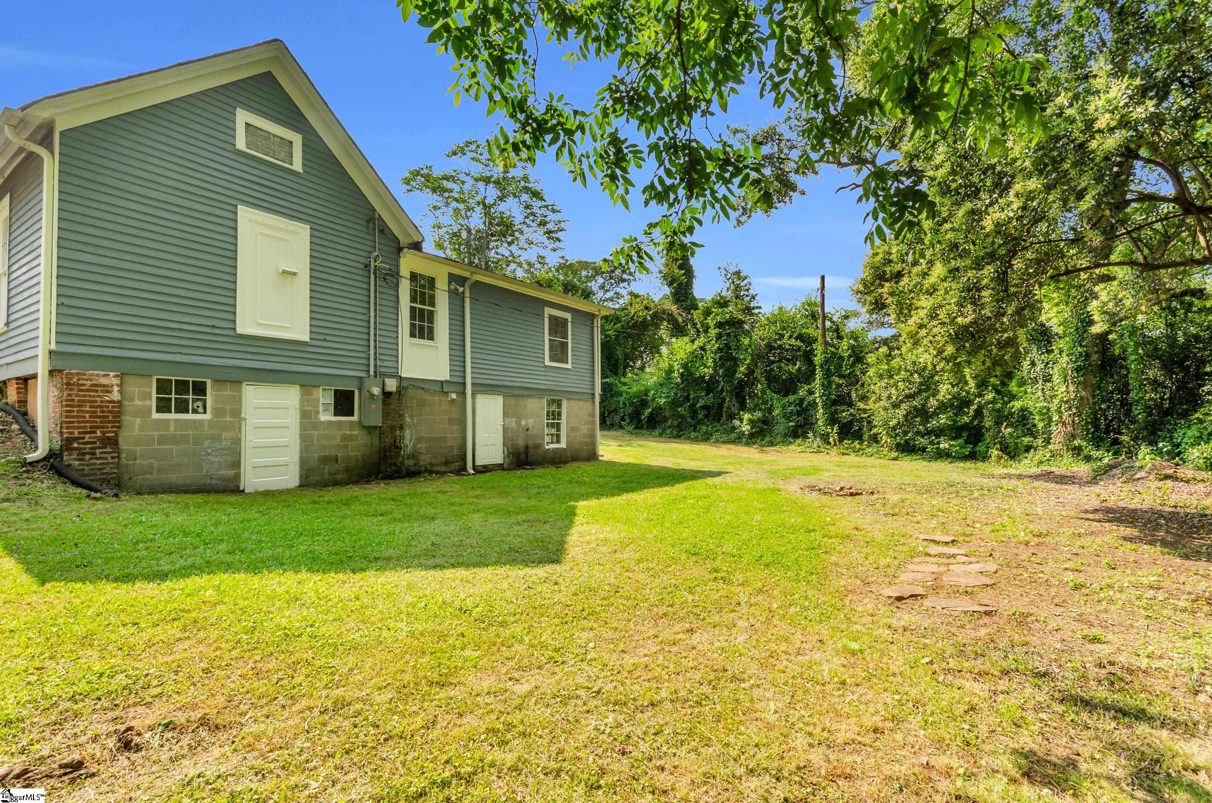 111 Maxwell Avenue Anderson, SC 29624