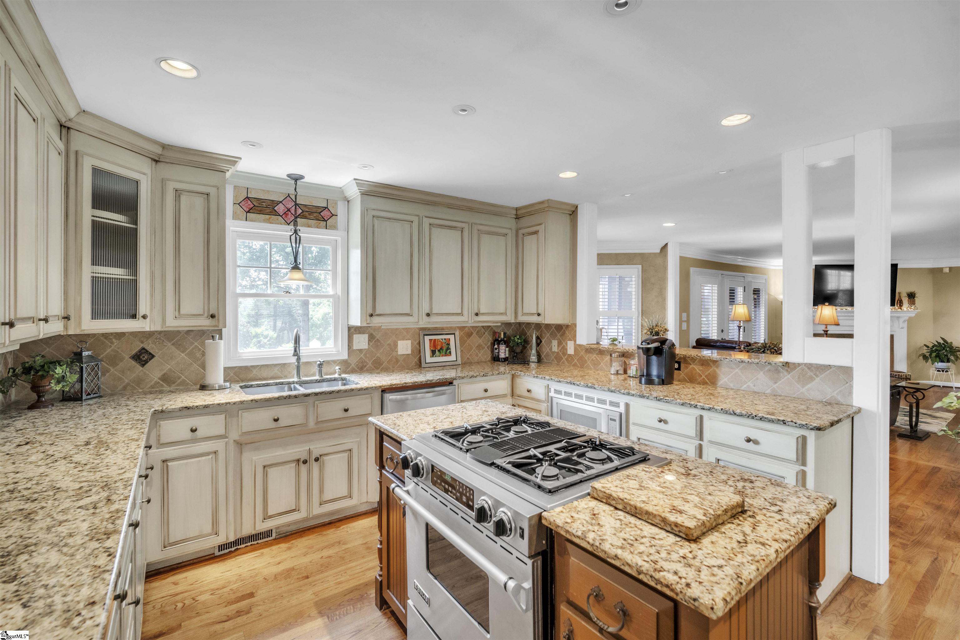105 Wren Crossing Court Easley, SC 29642