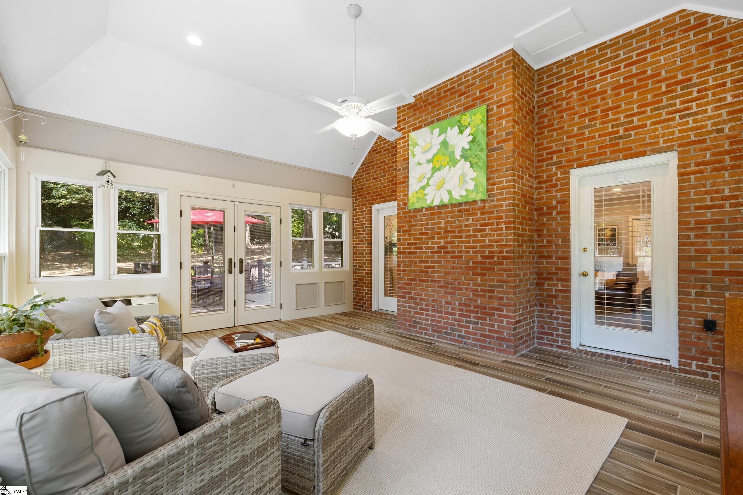 106 Ricelan Drive Simpsonville, SC 29681