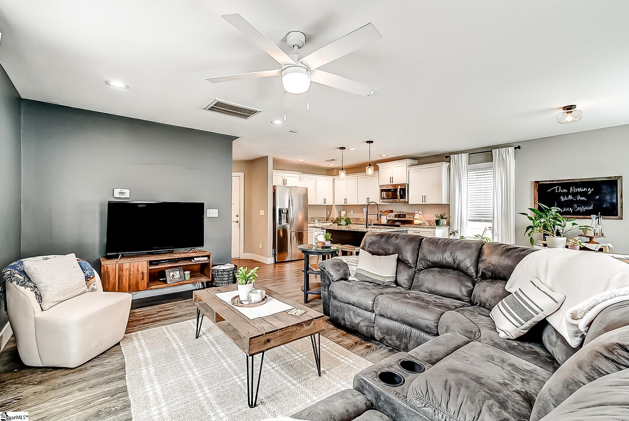615 Hideaway Cove Inman, SC 29349