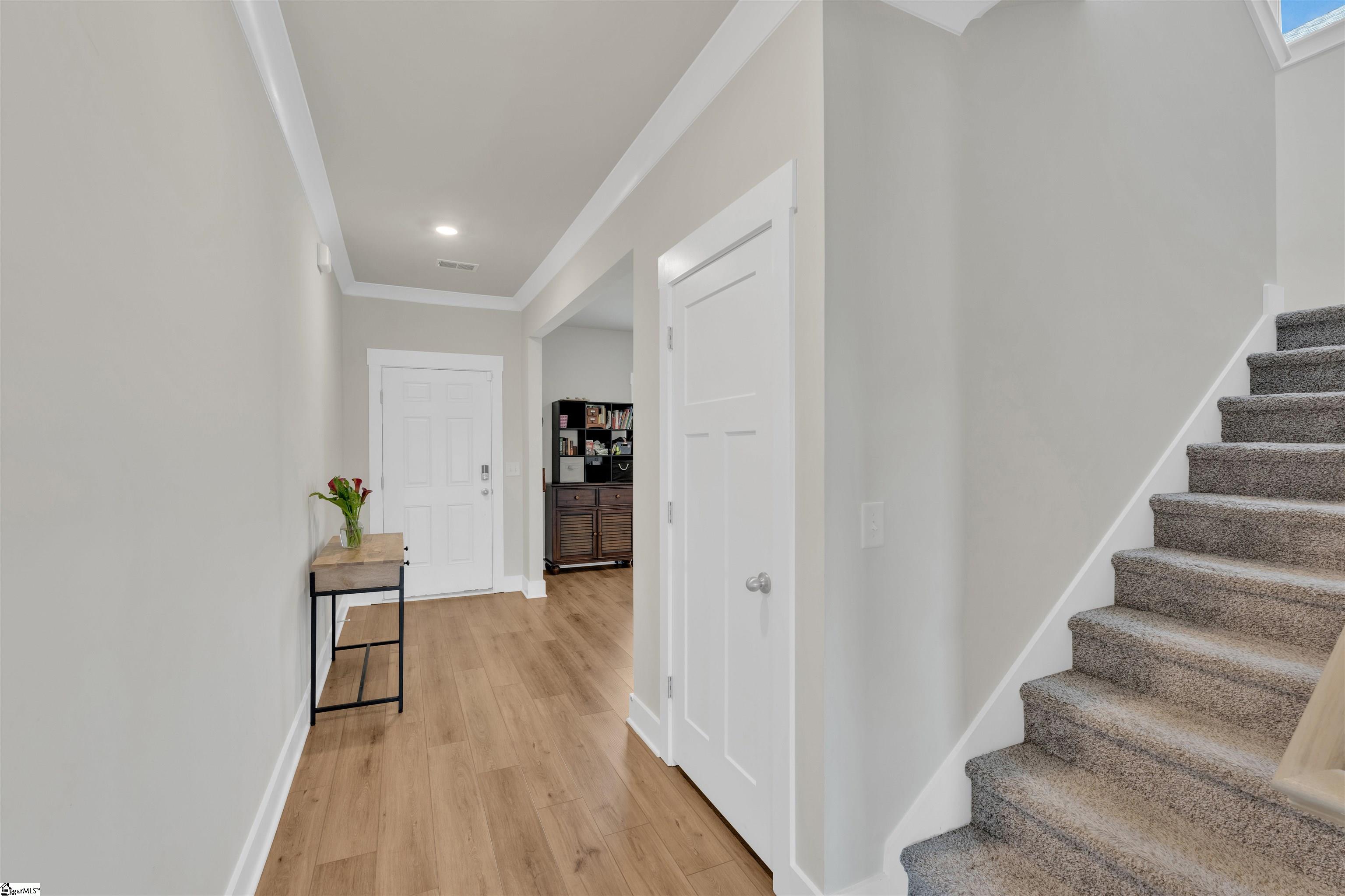 6 Shorncliffe Road Simpsonville, SC 29680
