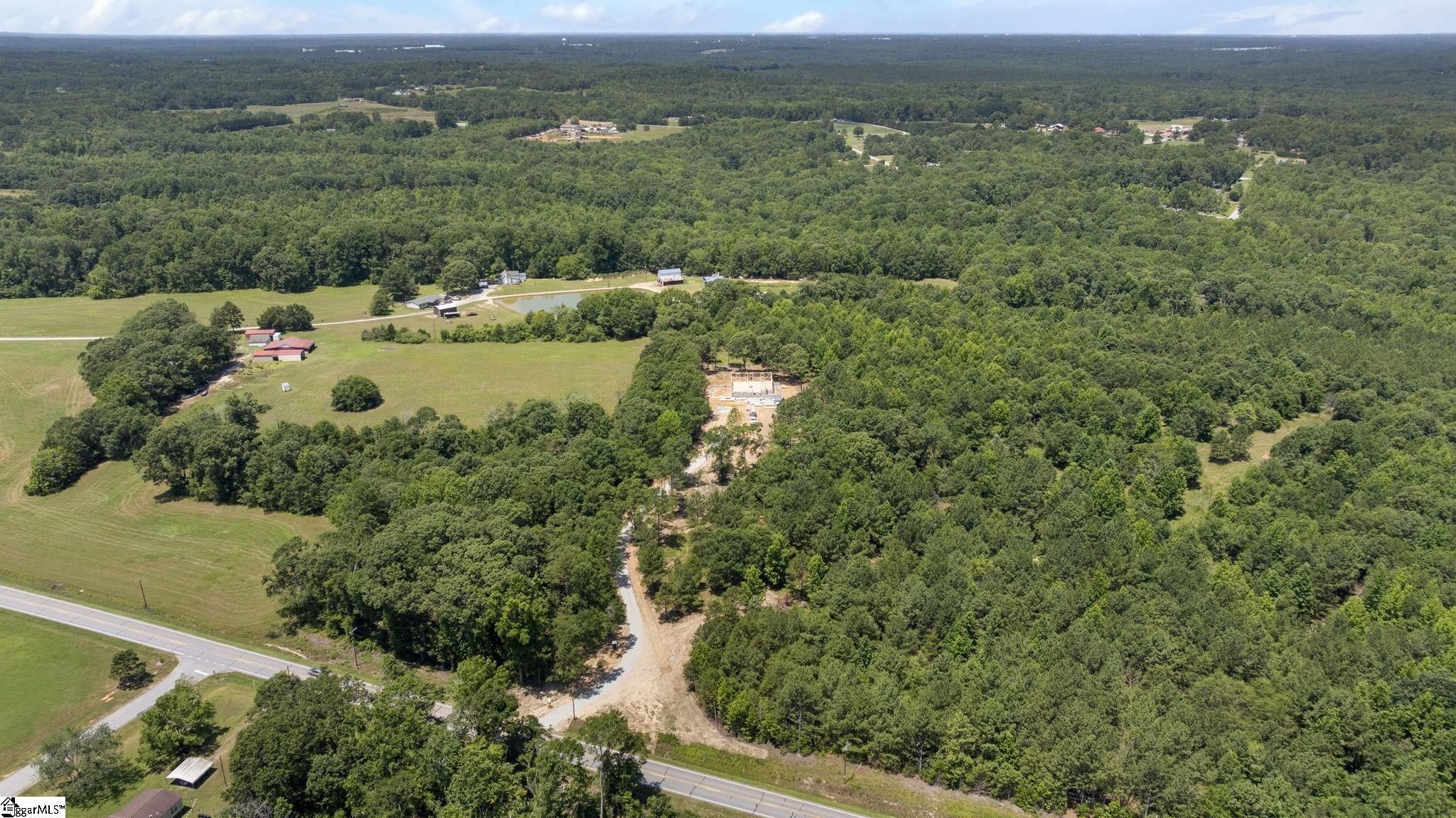6025 Highway 101 N Gray Court, SC 29645