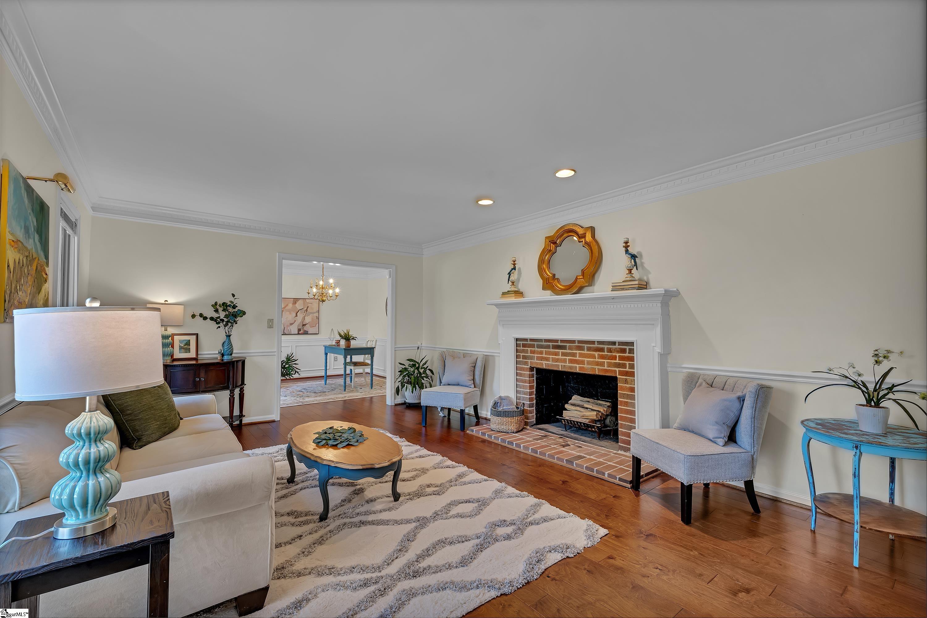 218 Fairview Drive Greenville, SC 29609
