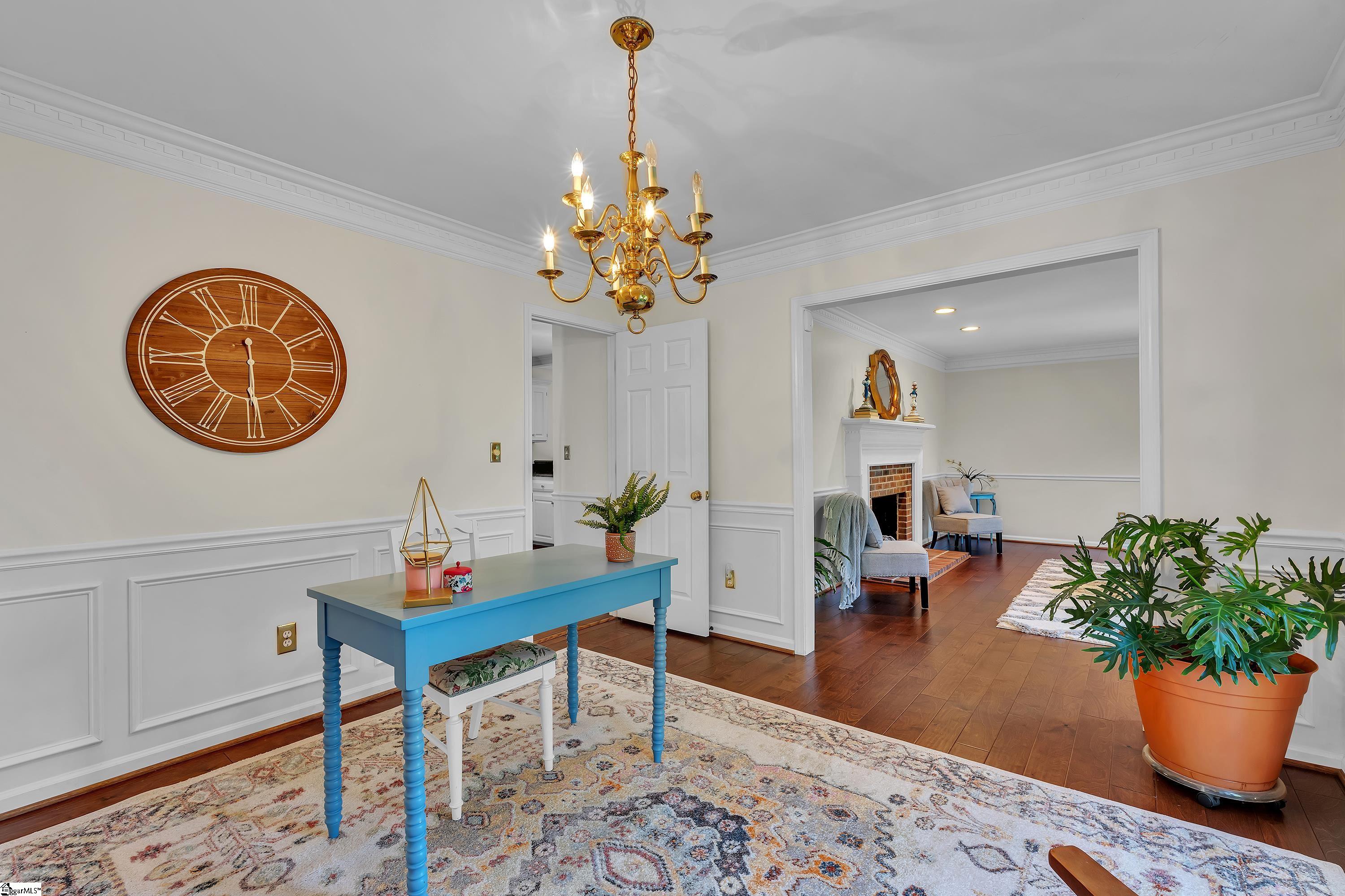 218 Fairview Drive Greenville, SC 29609