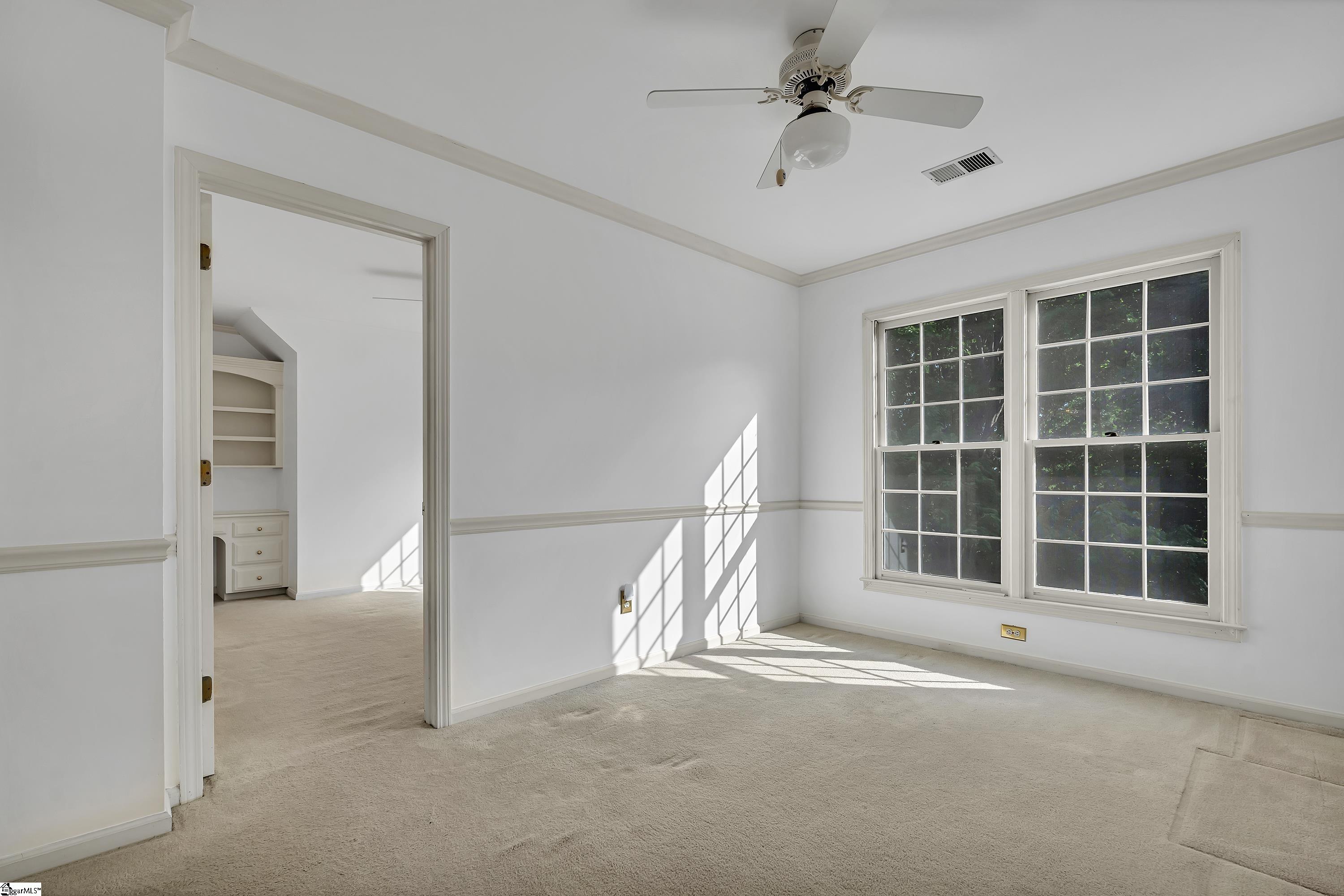 218 Fairview Drive Greenville, SC 29609