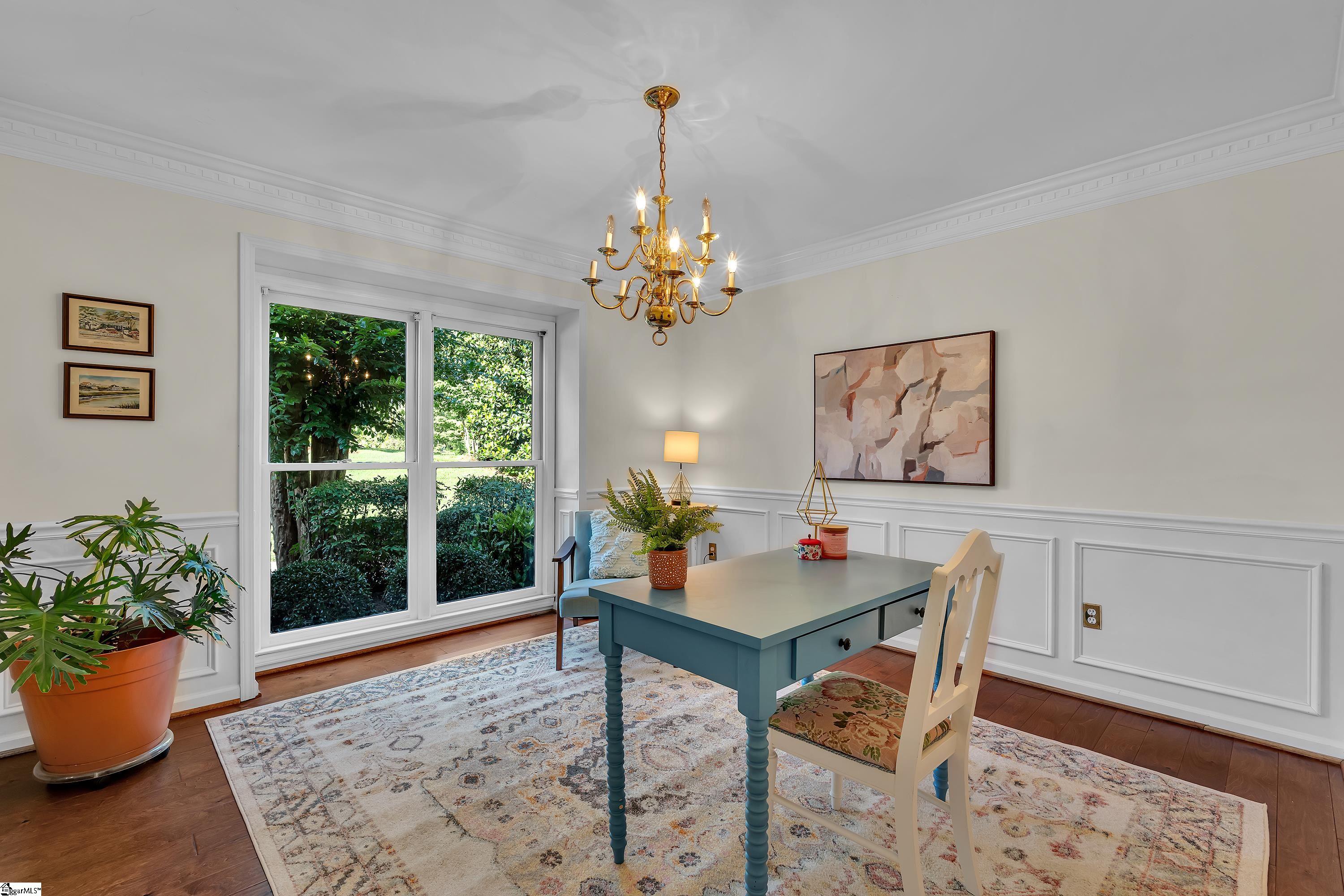 218 Fairview Drive Greenville, SC 29609