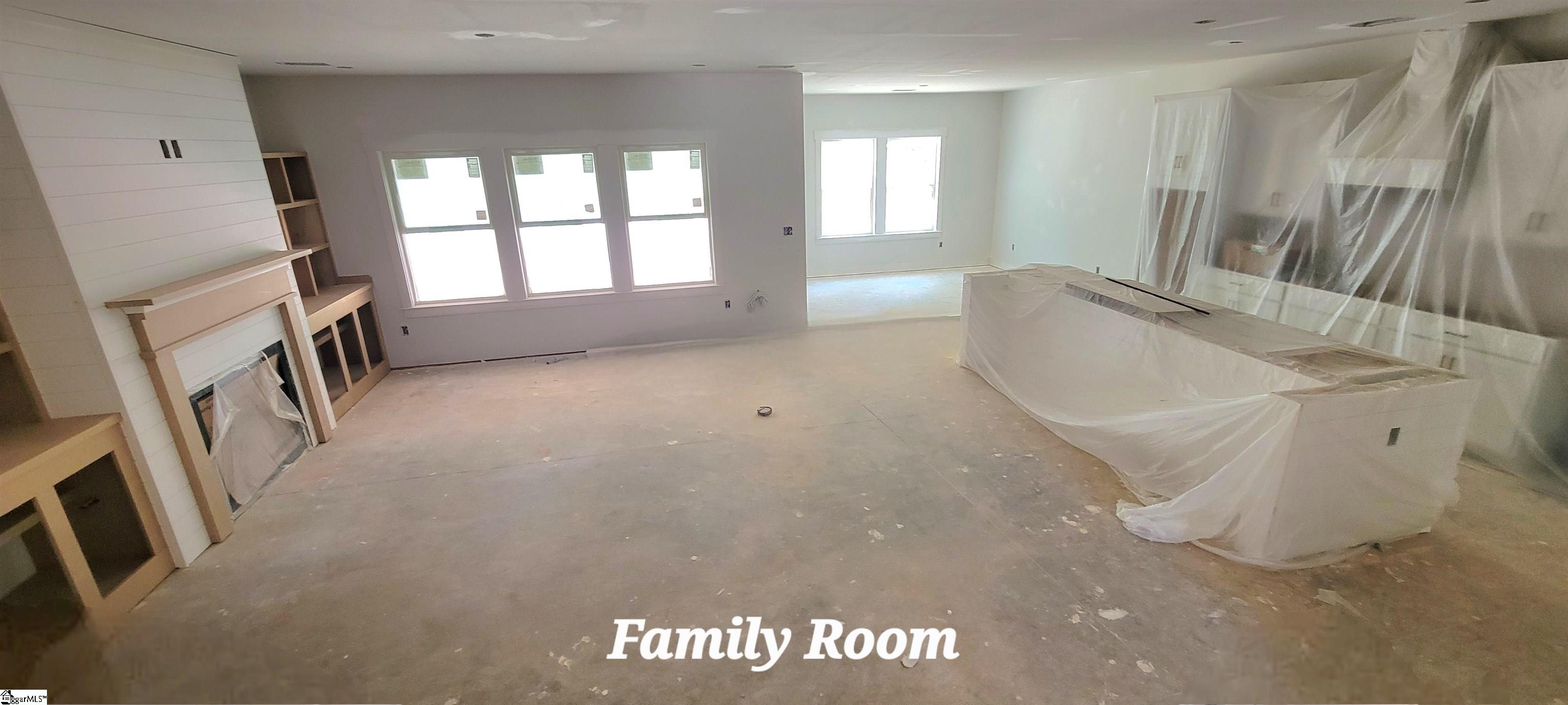 120 Lavender Hill Court Simpsonville, SC 29681