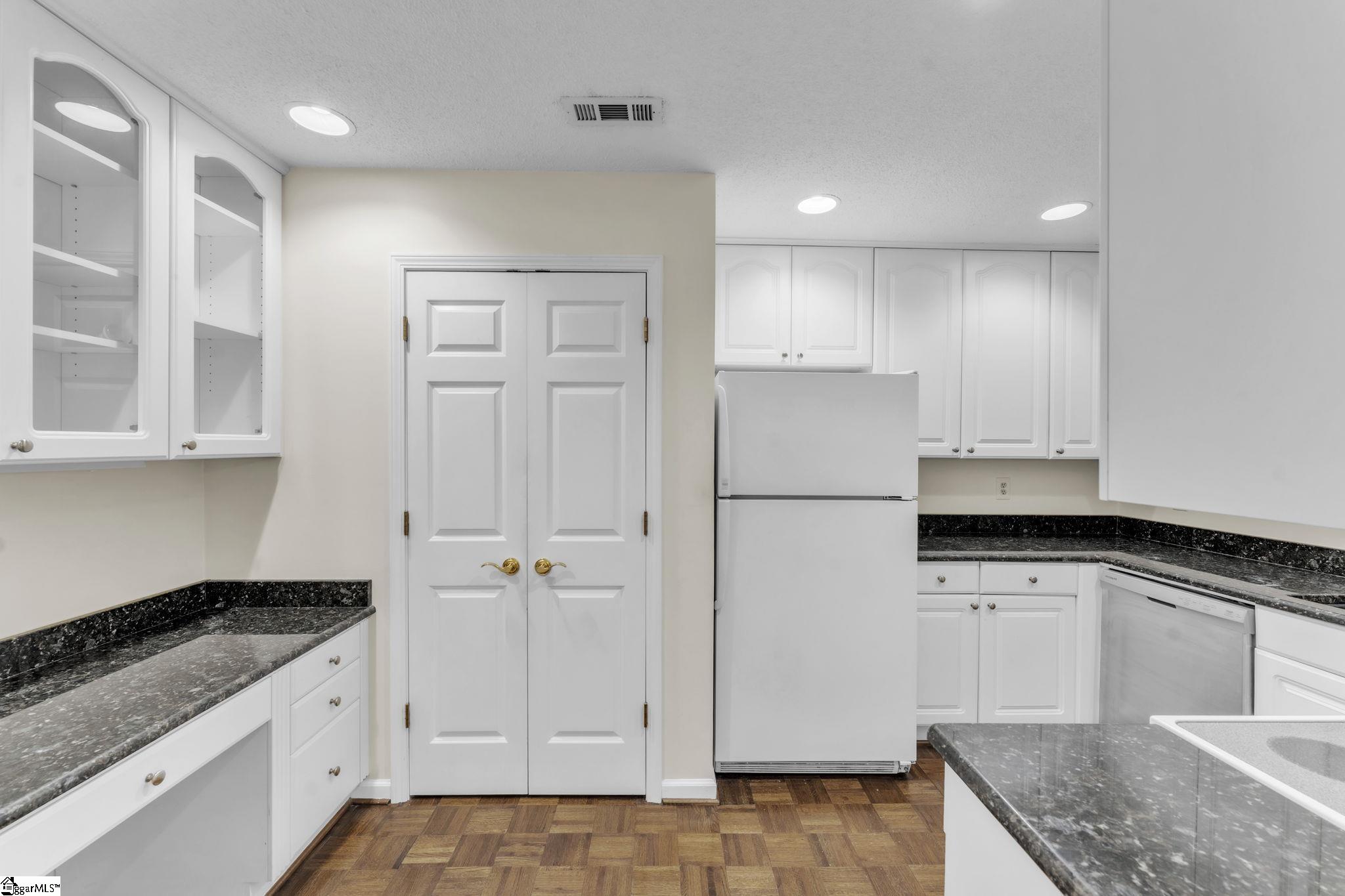 925 Cleveland Street UNIT #240 Greenville, SC 29601