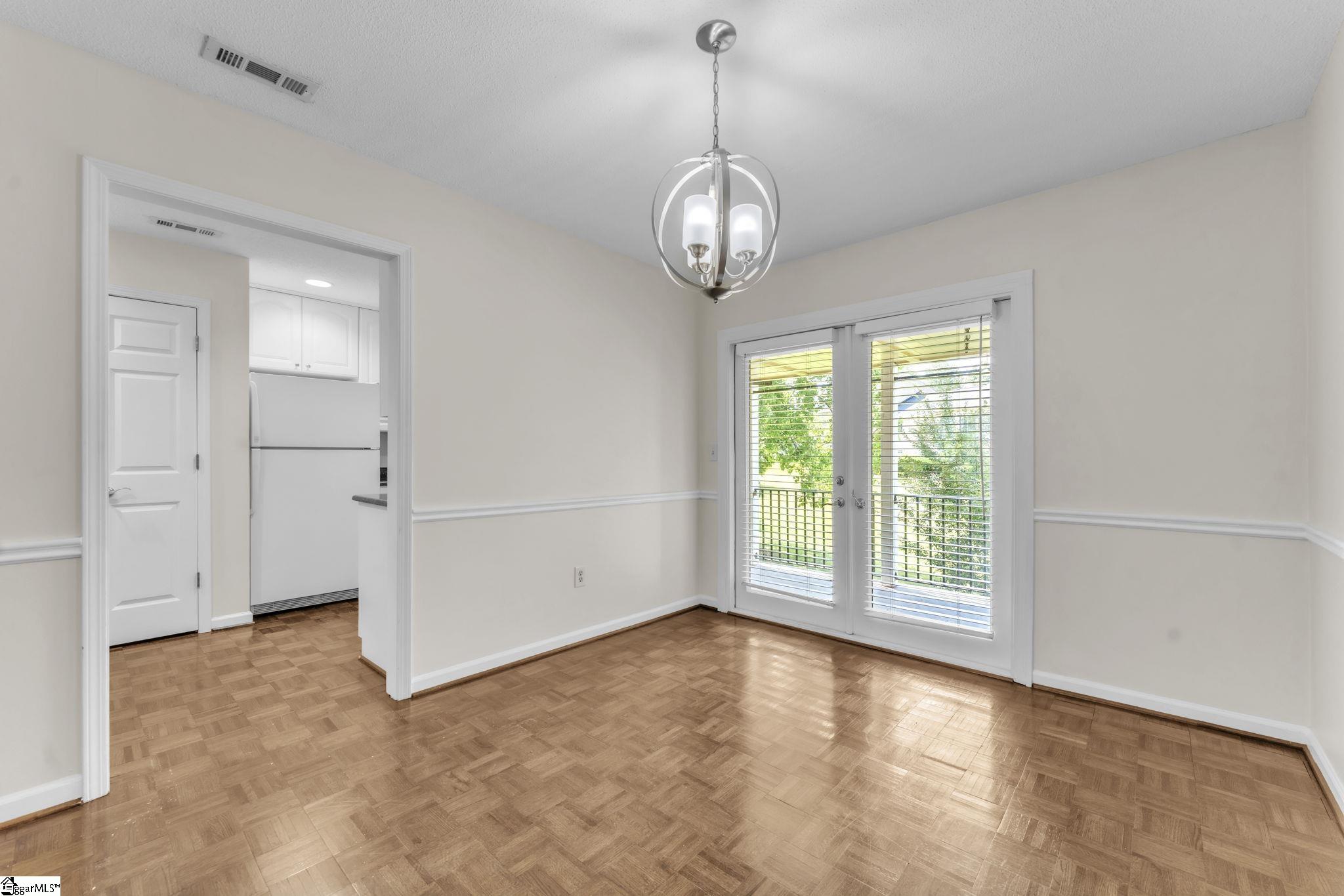 925 Cleveland Street UNIT #240 Greenville, SC 29601