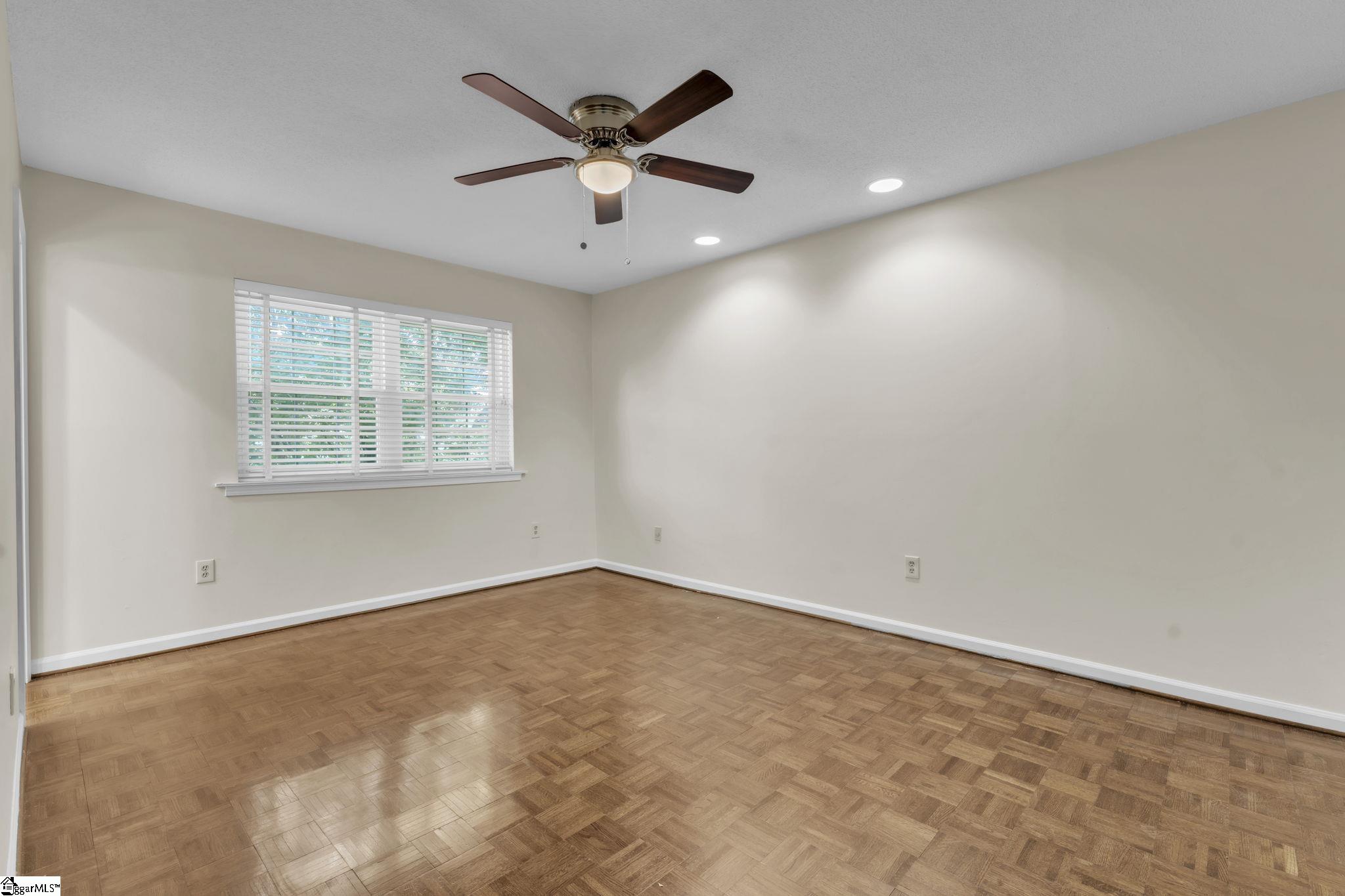 925 Cleveland Street UNIT #240 Greenville, SC 29601