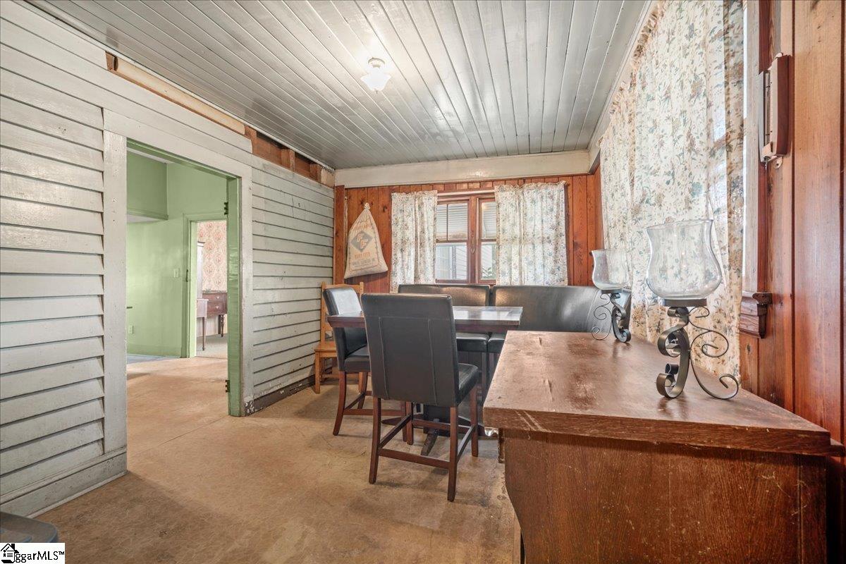 149 Roanoke Road Liberty, SC 29657