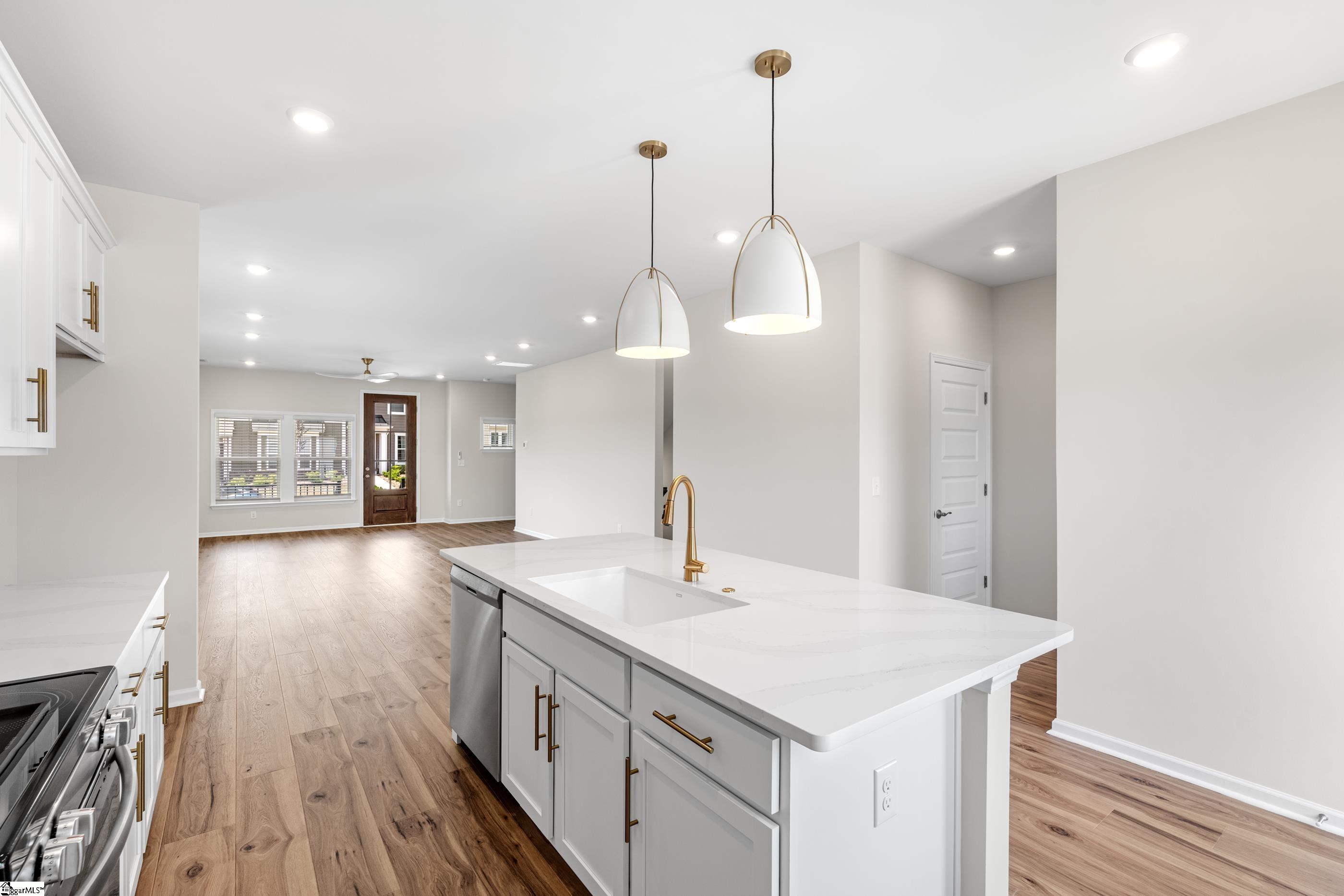 41 Leander Drive Greer, SC 29651