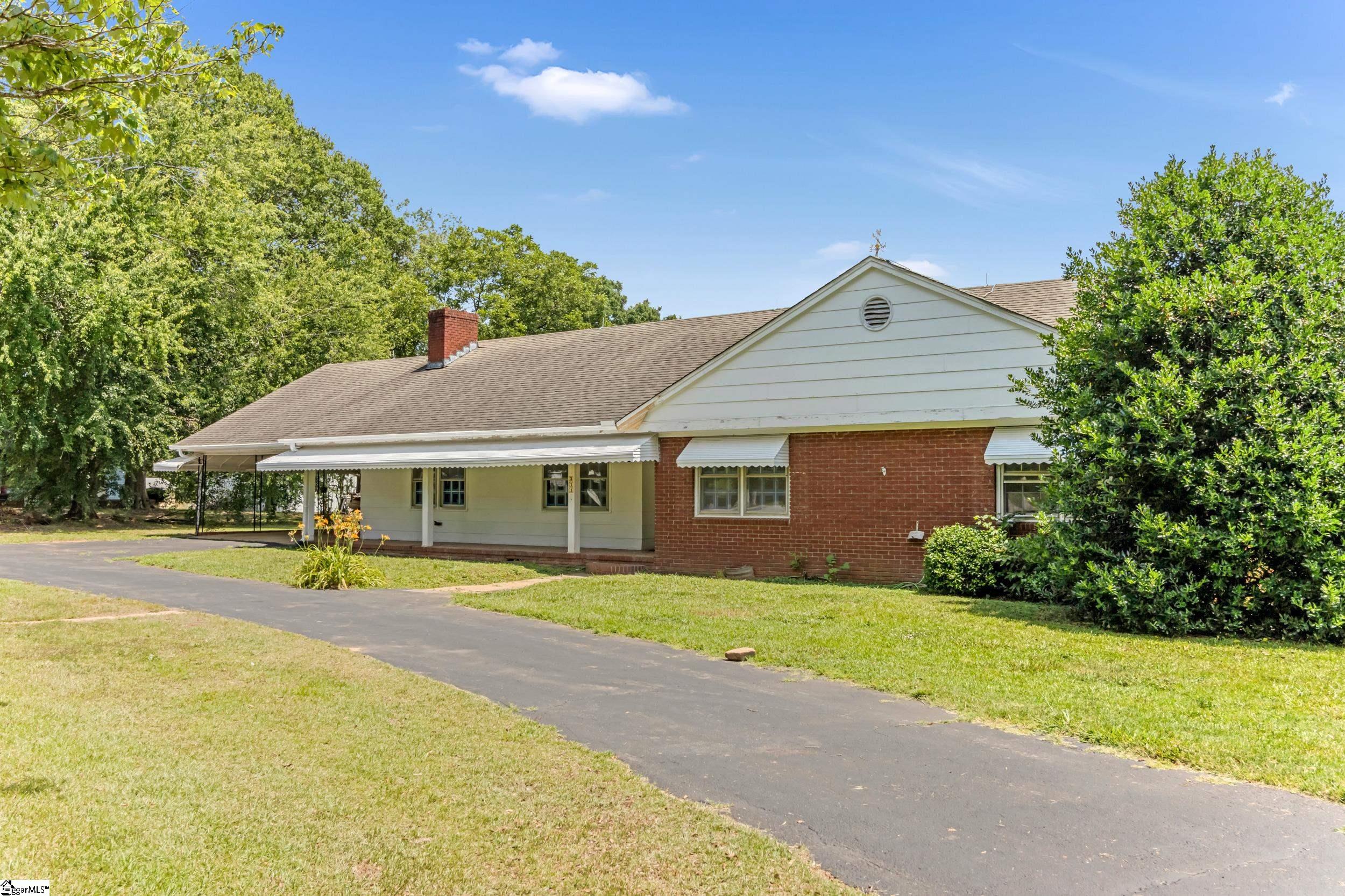 311 Costner Road Boiling Springs, SC 29316