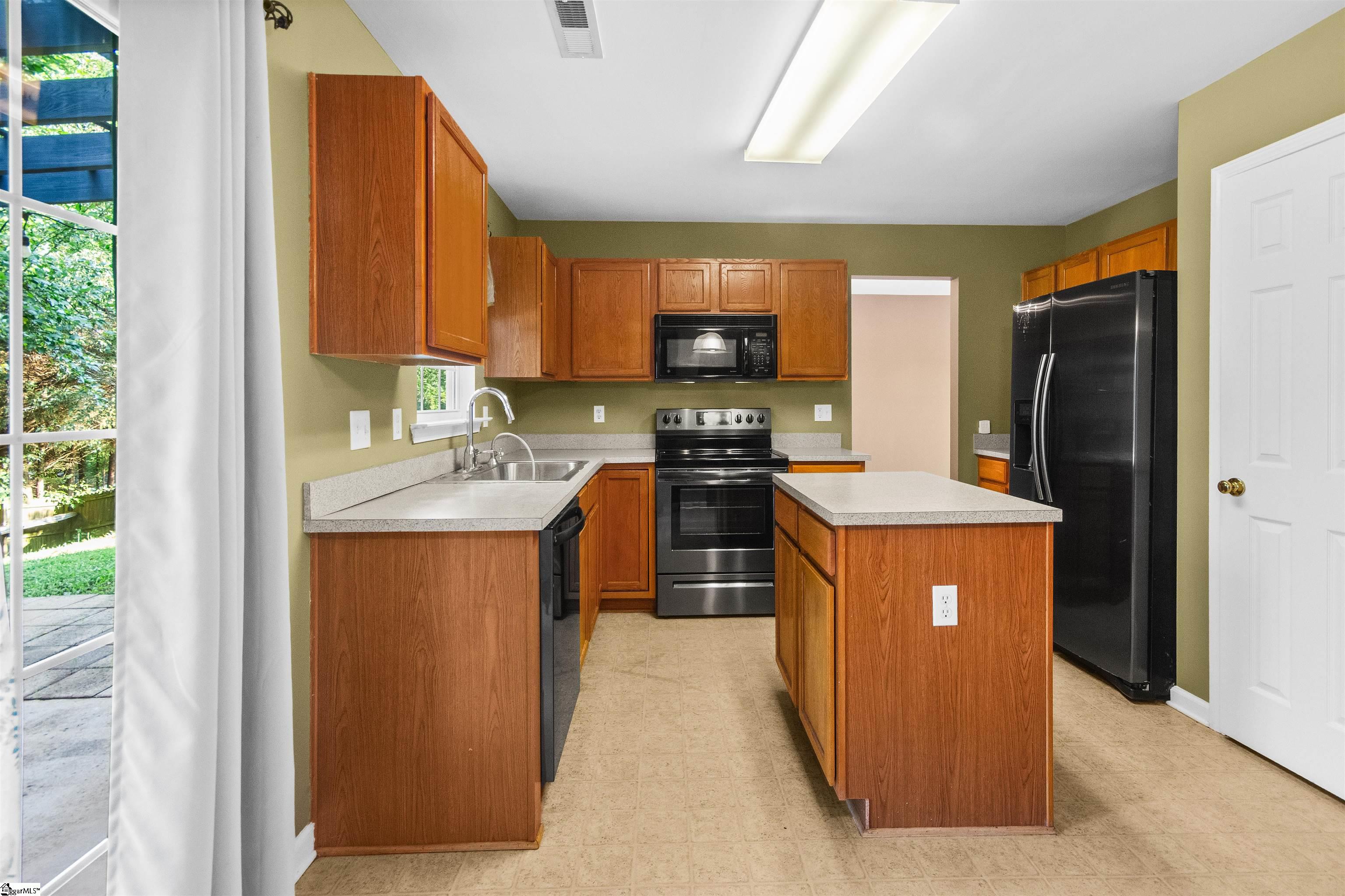 118 Moonshadow Court Duncan, SC 29334