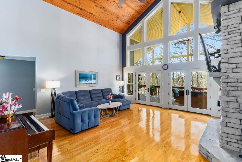 432 Overlook Drive Fair Play, SC 29643