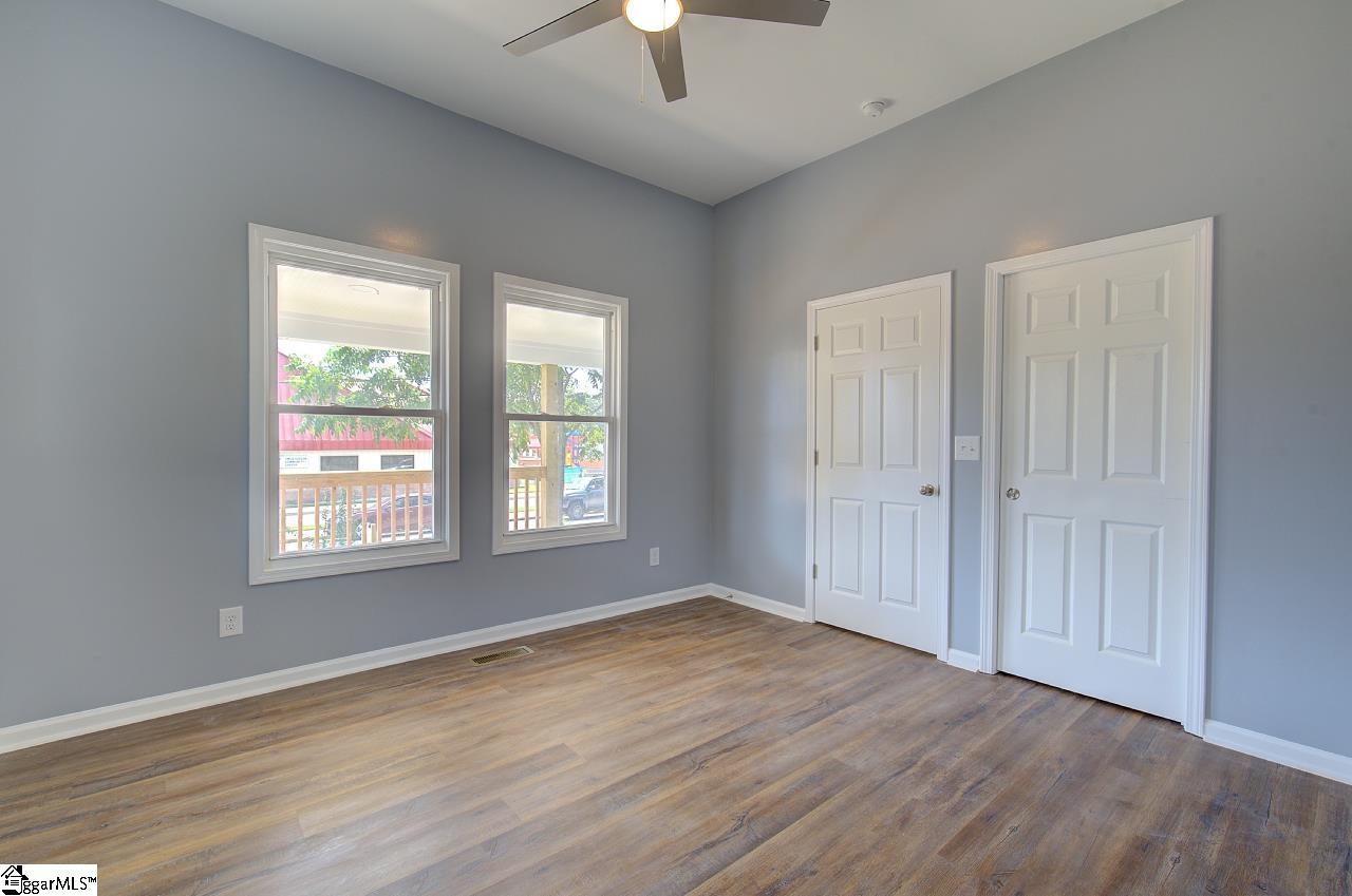 1 8th Street Greenville, SC 29611