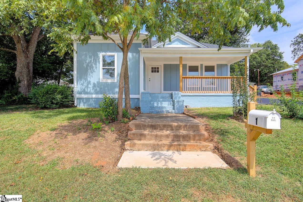 1 8th Street Greenville, SC 29611