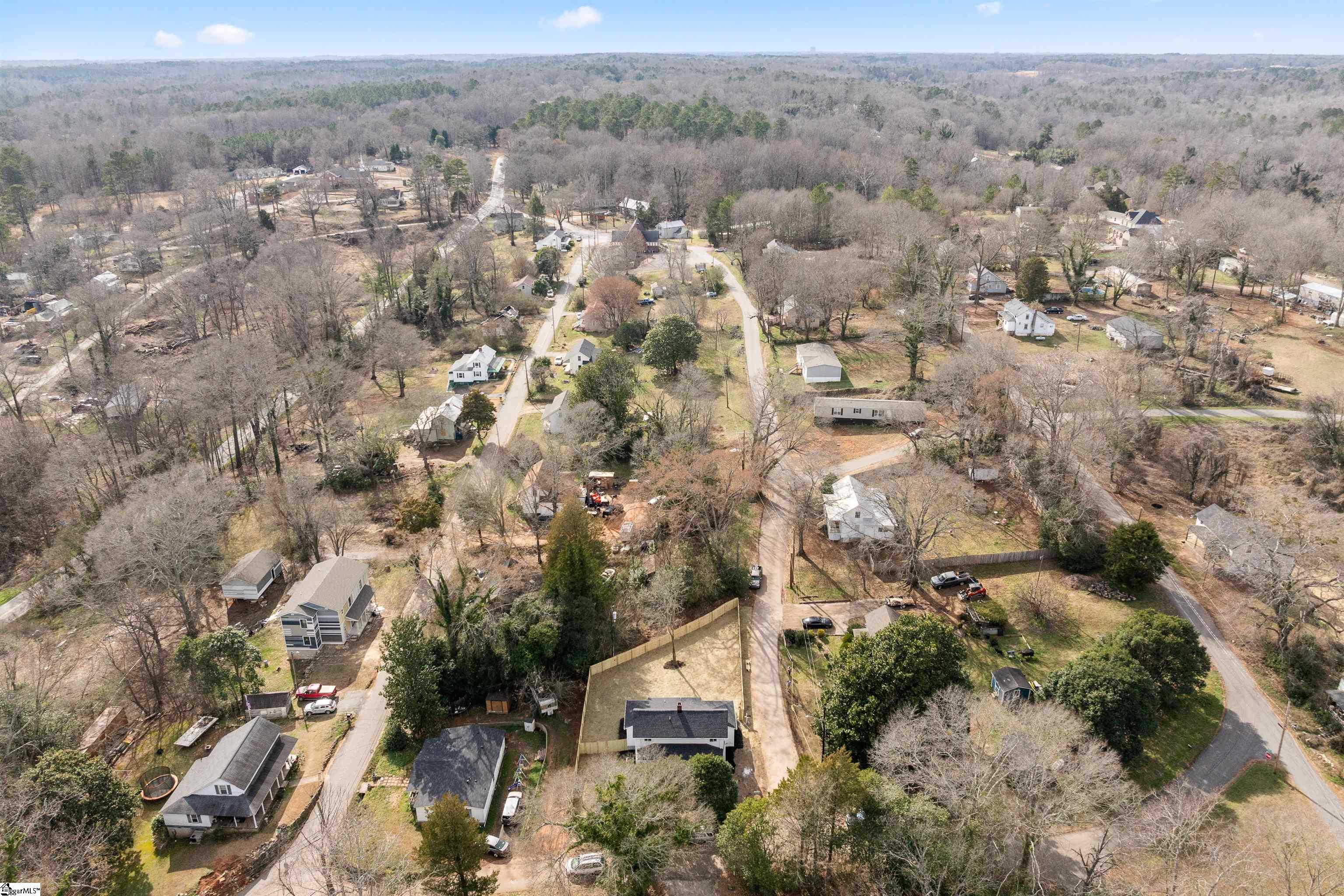 221 Calvert Street Spartanburg, SC 29307