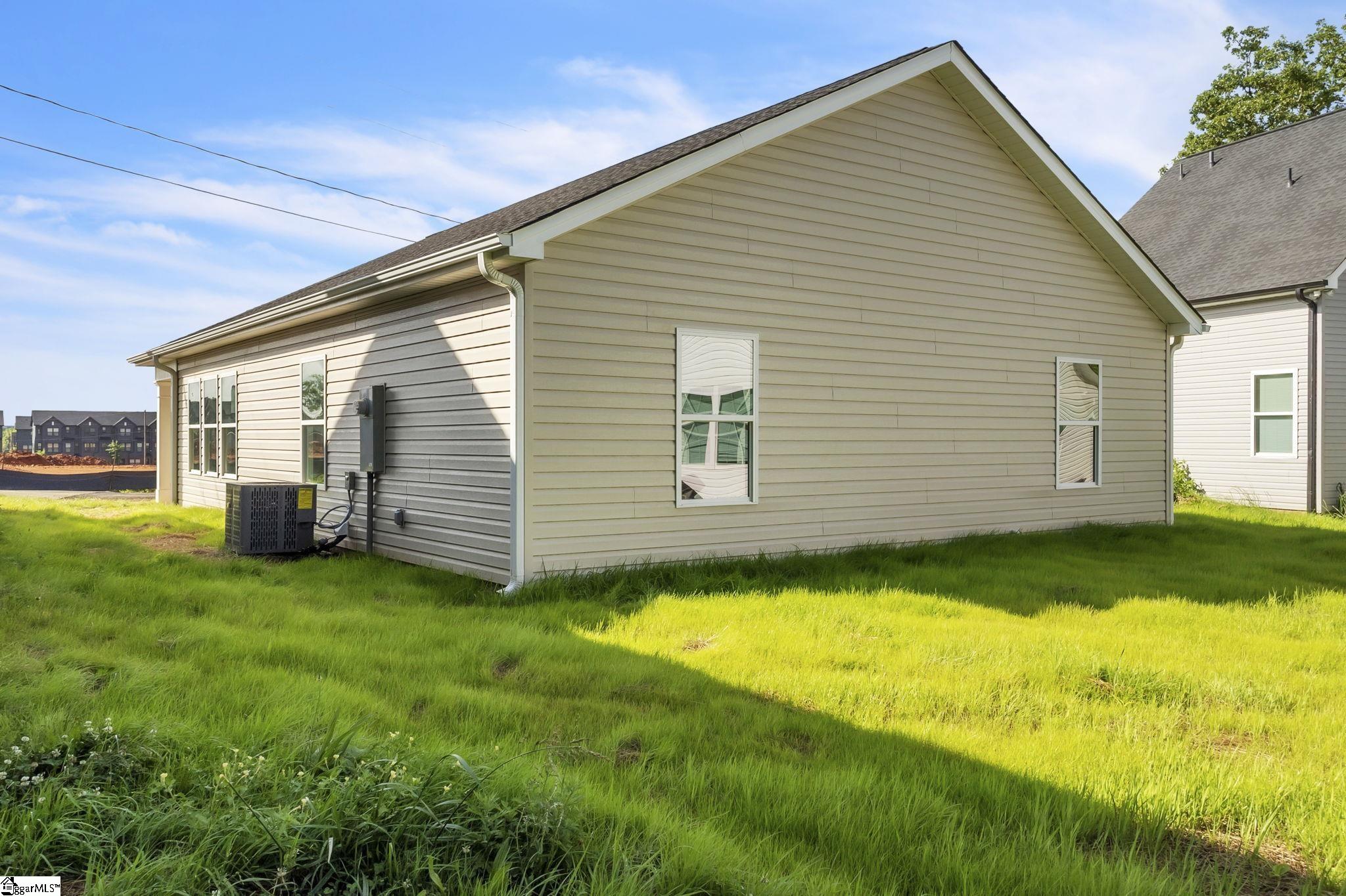 182 Ridge Street Spartanburg, SC 29302