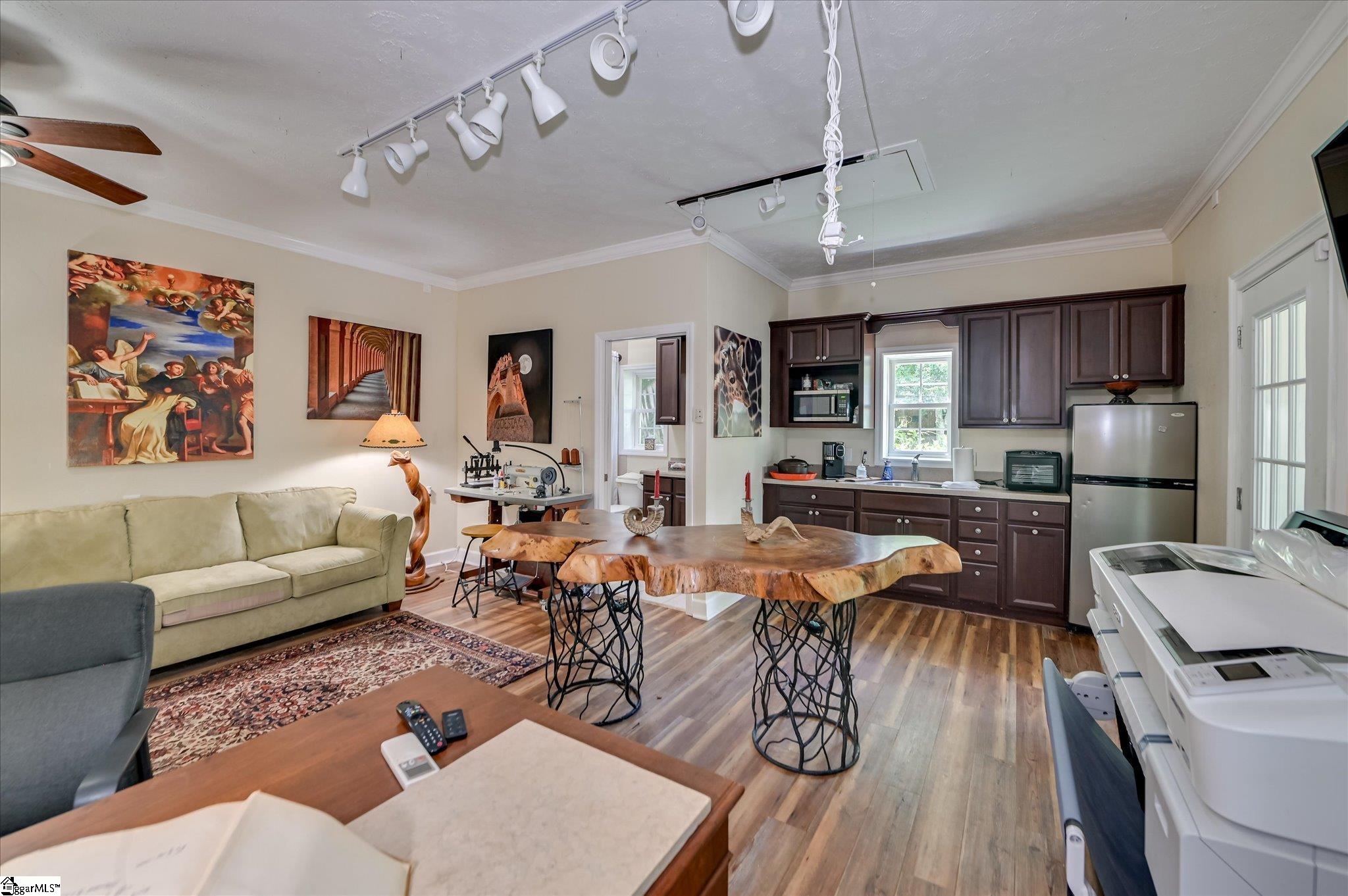 215 SE Barnard Avenue Aiken, SC 29801