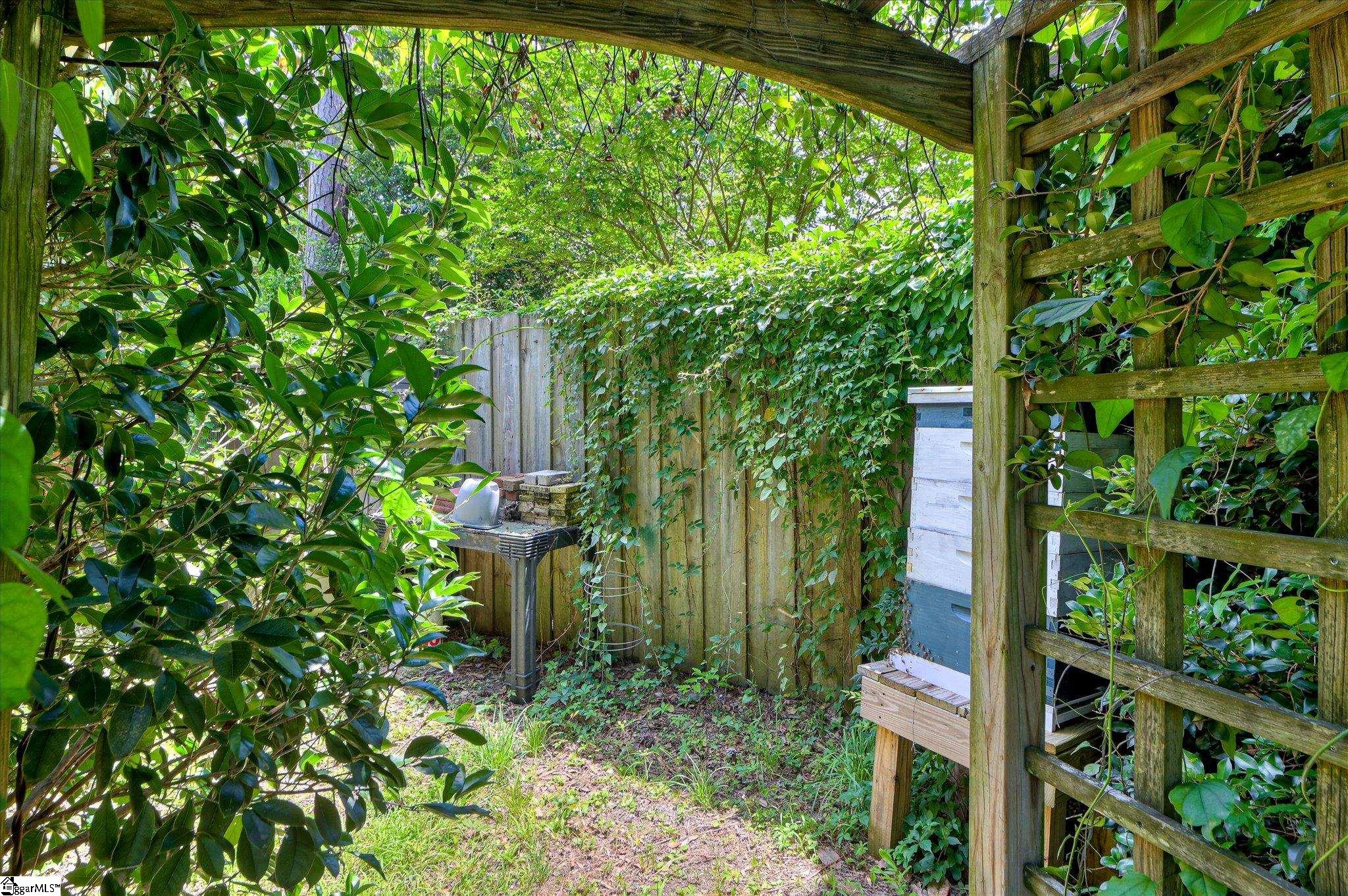215 SE Barnard Avenue Aiken, SC 29801
