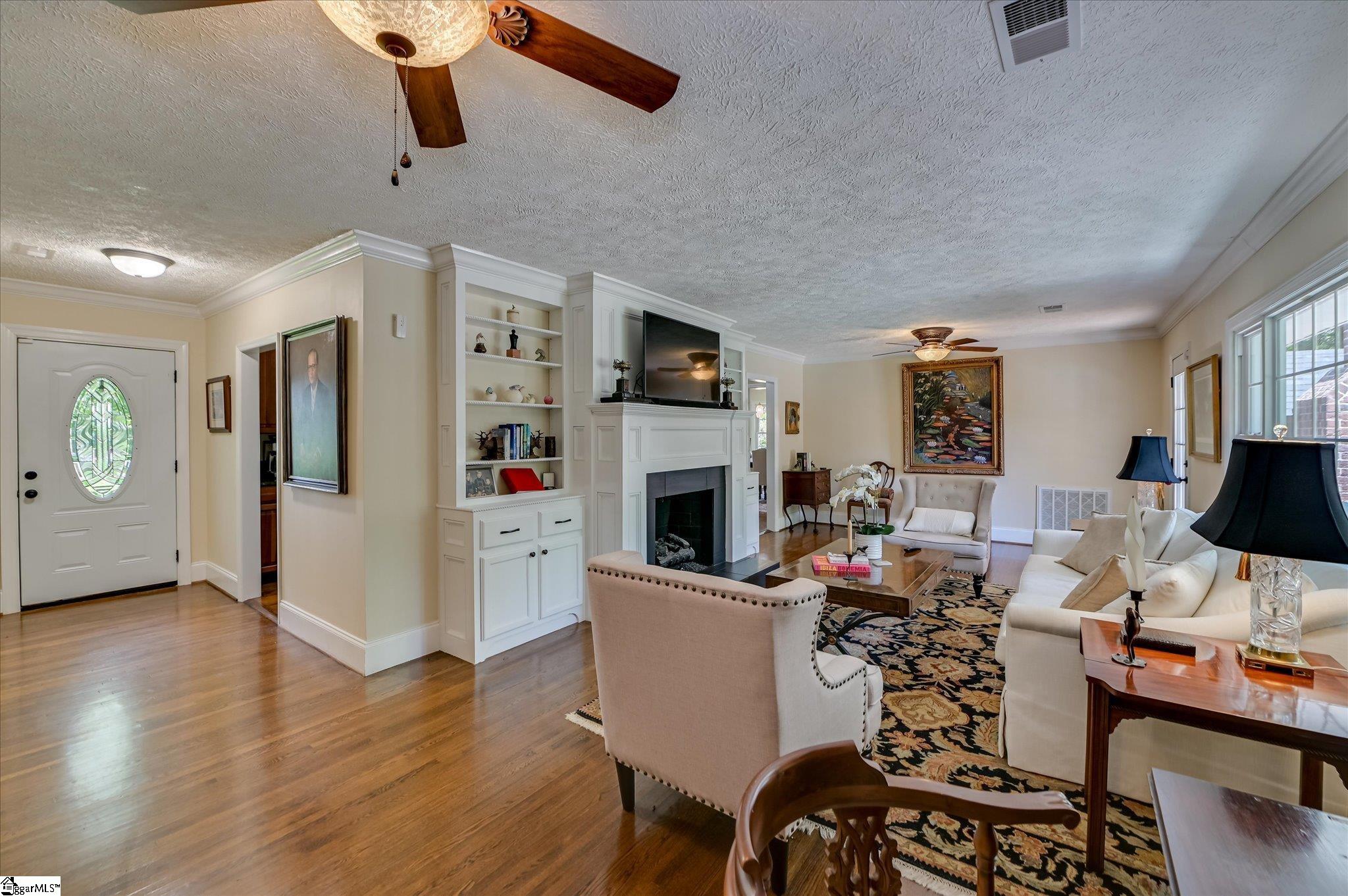 215 SE Barnard Avenue Aiken, SC 29801