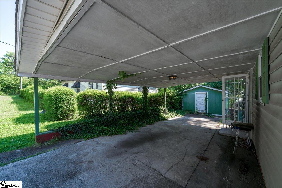 1086 Hayne Street Spartanburg, SC 29301