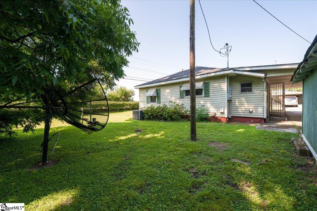 1086 Hayne Street Spartanburg, SC 29301