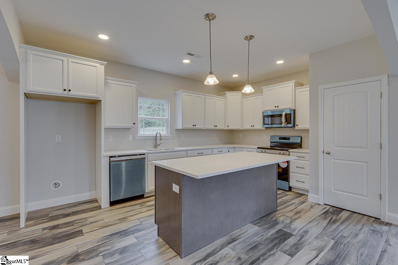 213 Legacy Lane Pickens, SC 29671