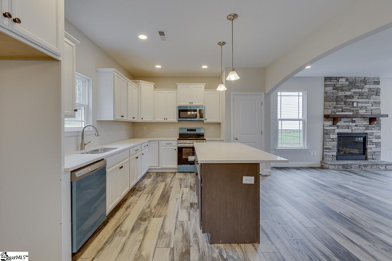 213 Legacy Lane Pickens, SC 29671