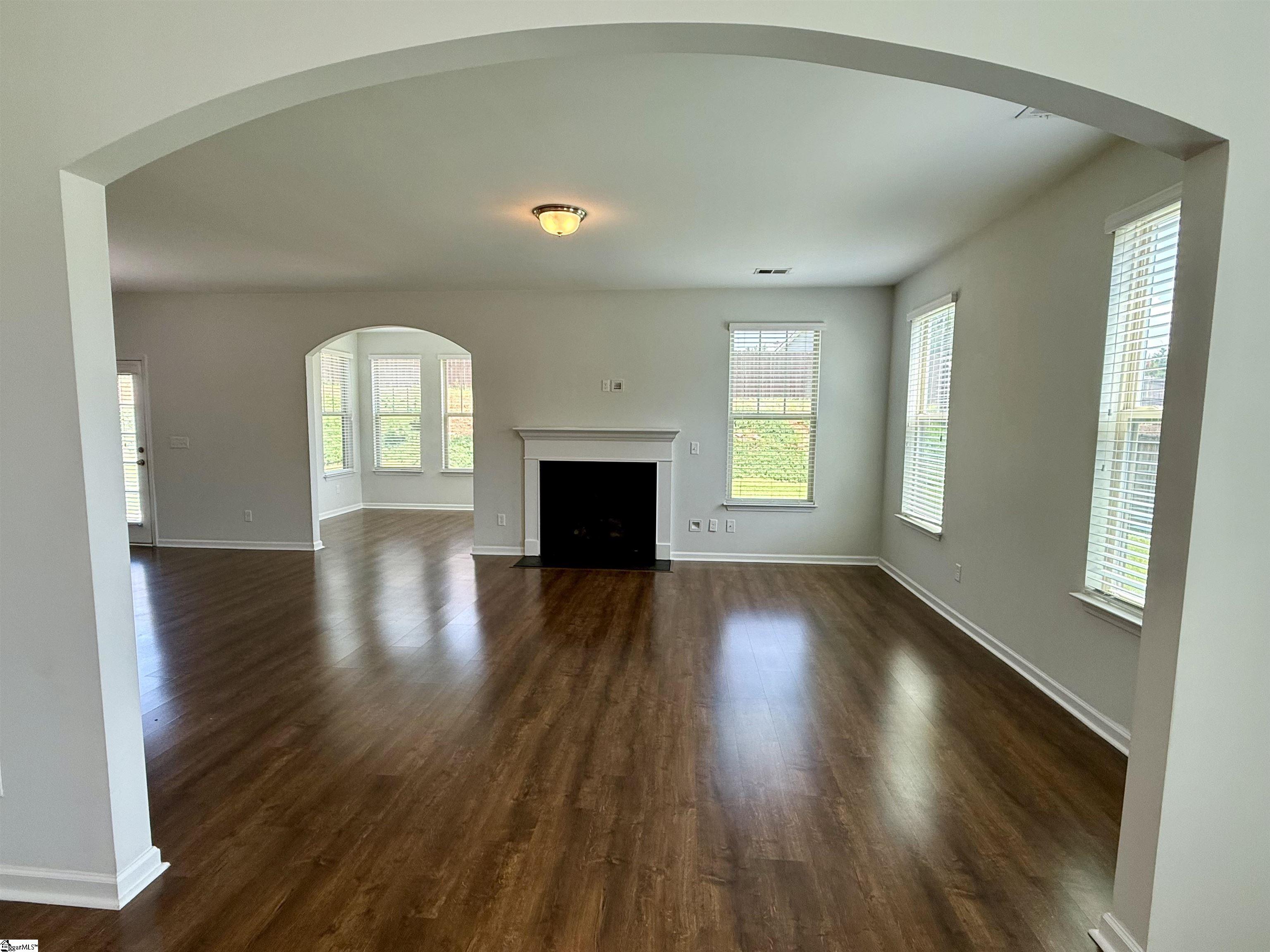 143 W Pyrenees Drive Lyman, SC 29365