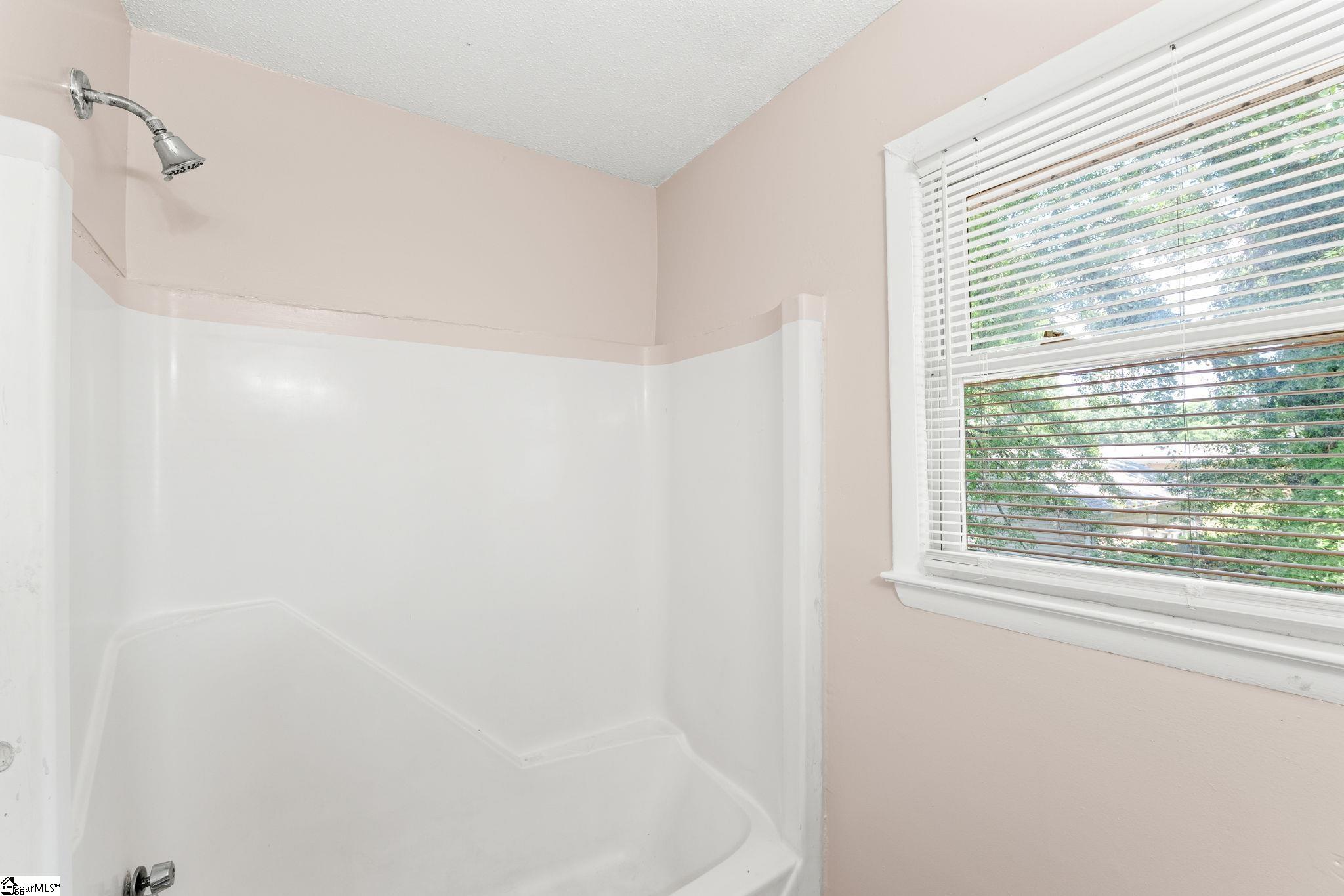 6526 White Horse Road UNIT Unit 13C Greenville, SC 29611