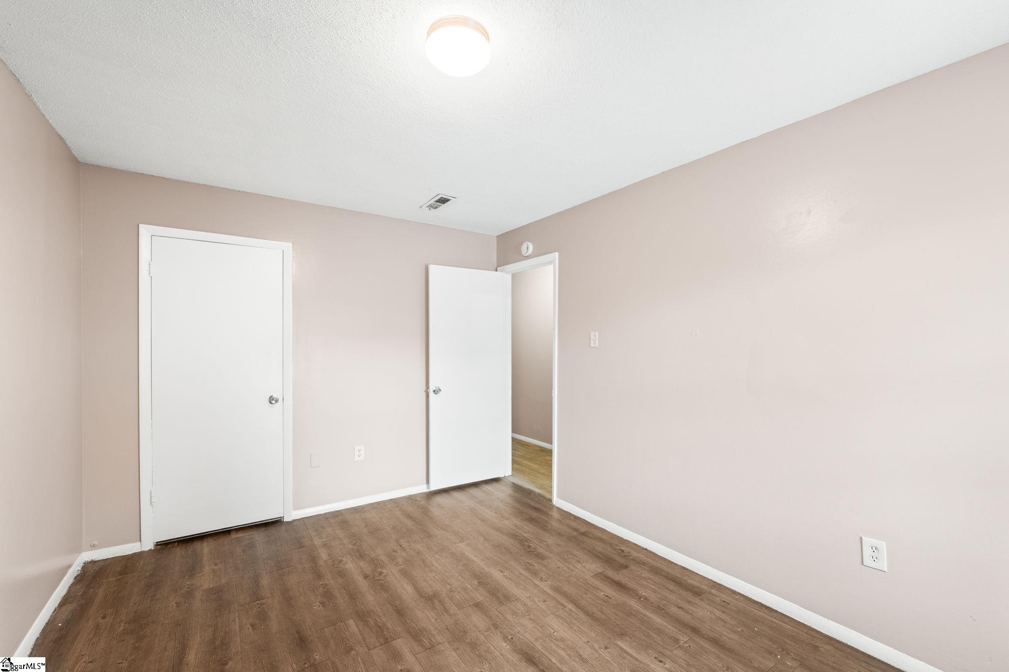 6526 White Horse Road UNIT Unit 13C Greenville, SC 29611