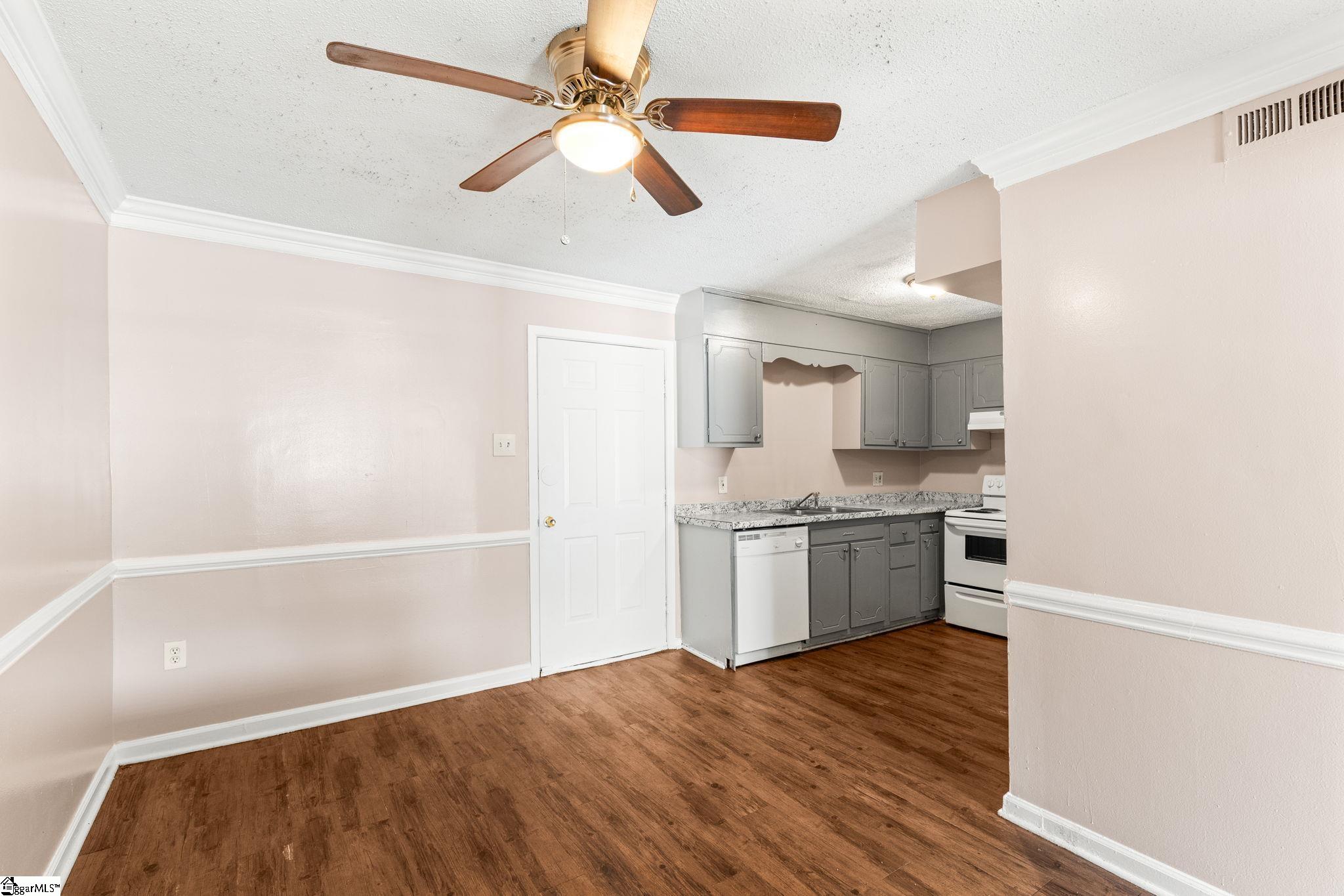 6526 White Horse Road UNIT Unit 13C Greenville, SC 29611