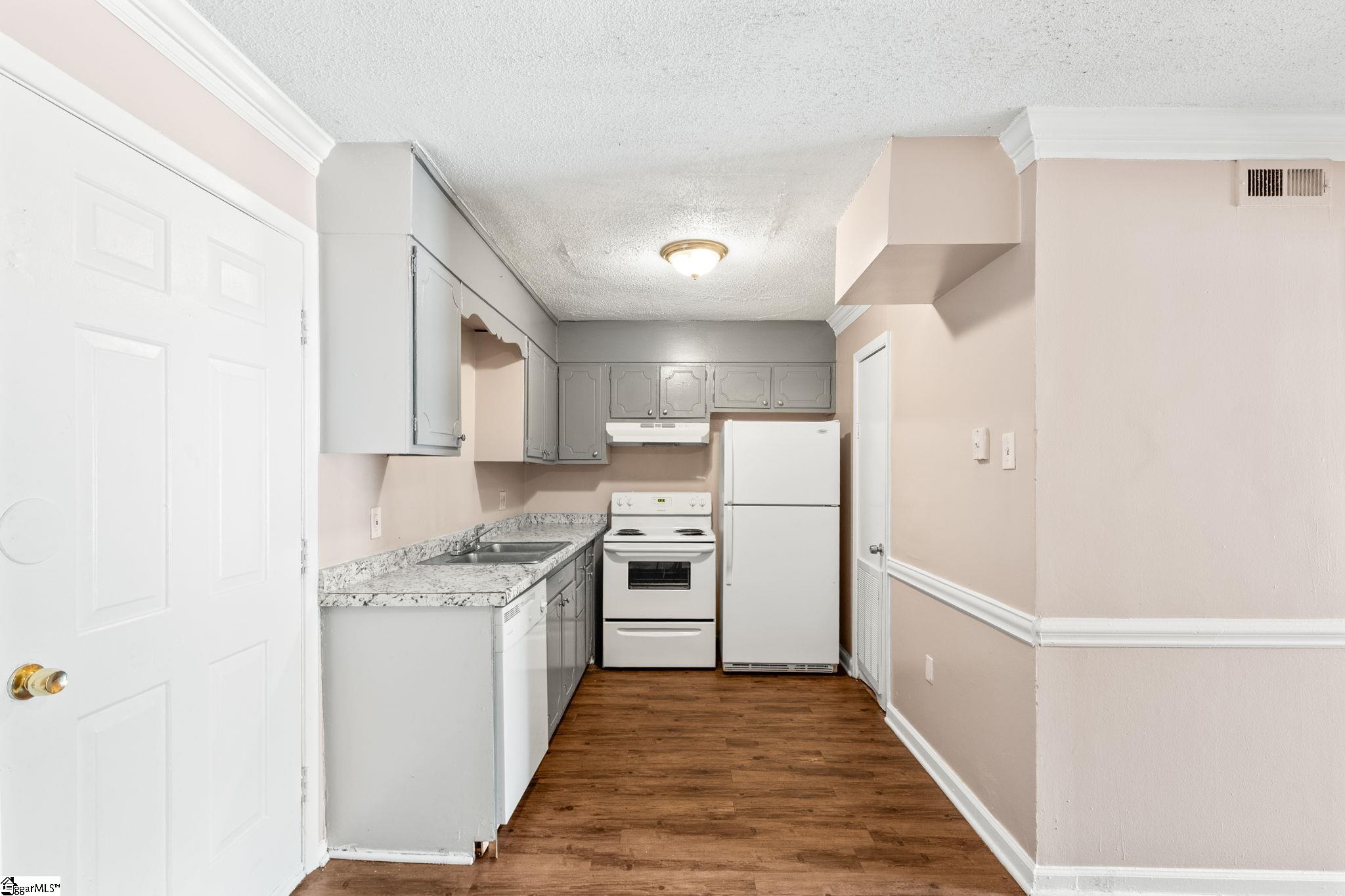 6526 White Horse Road UNIT Unit 13C Greenville, SC 29611