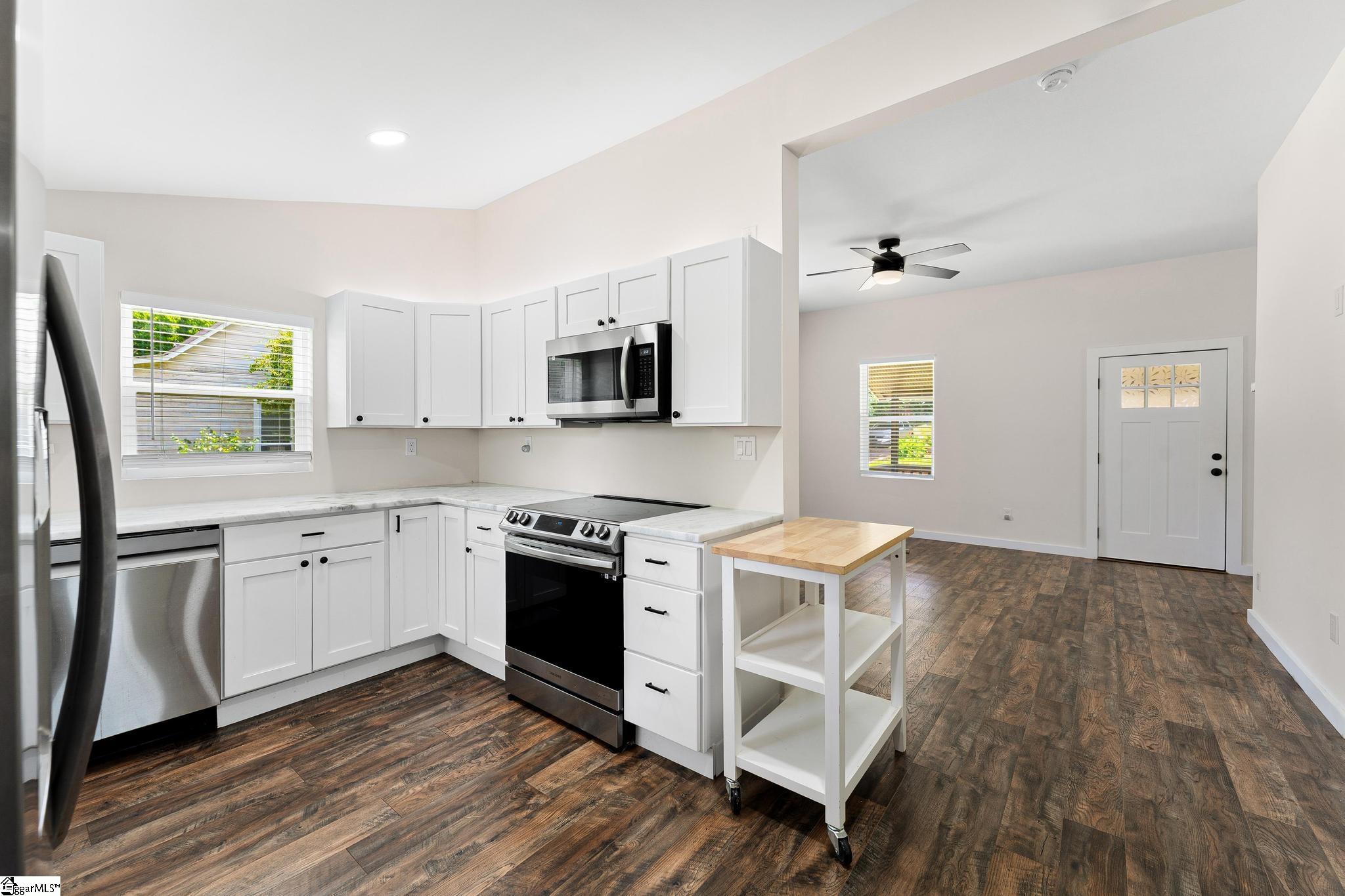 25 E 5th Street Greenville, SC 29611