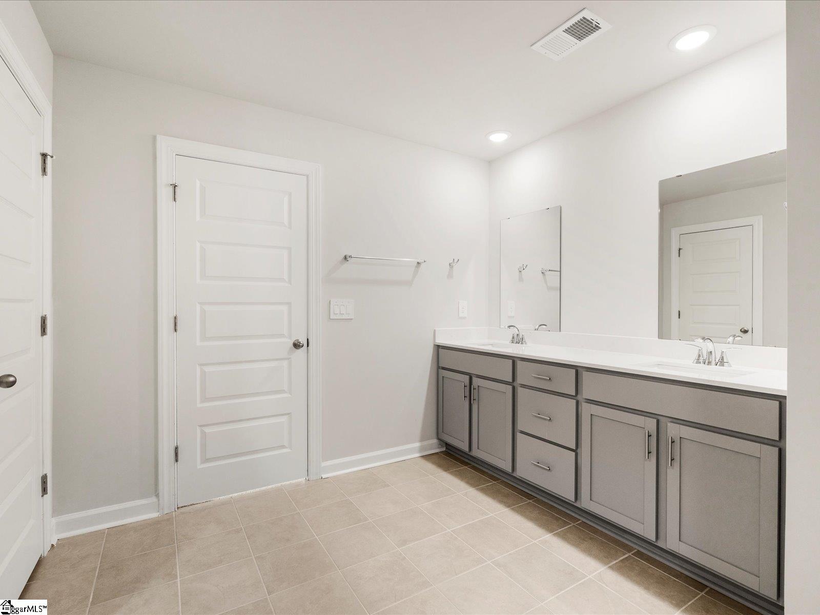 121 Tantalus Street Gray Court, SC 29645